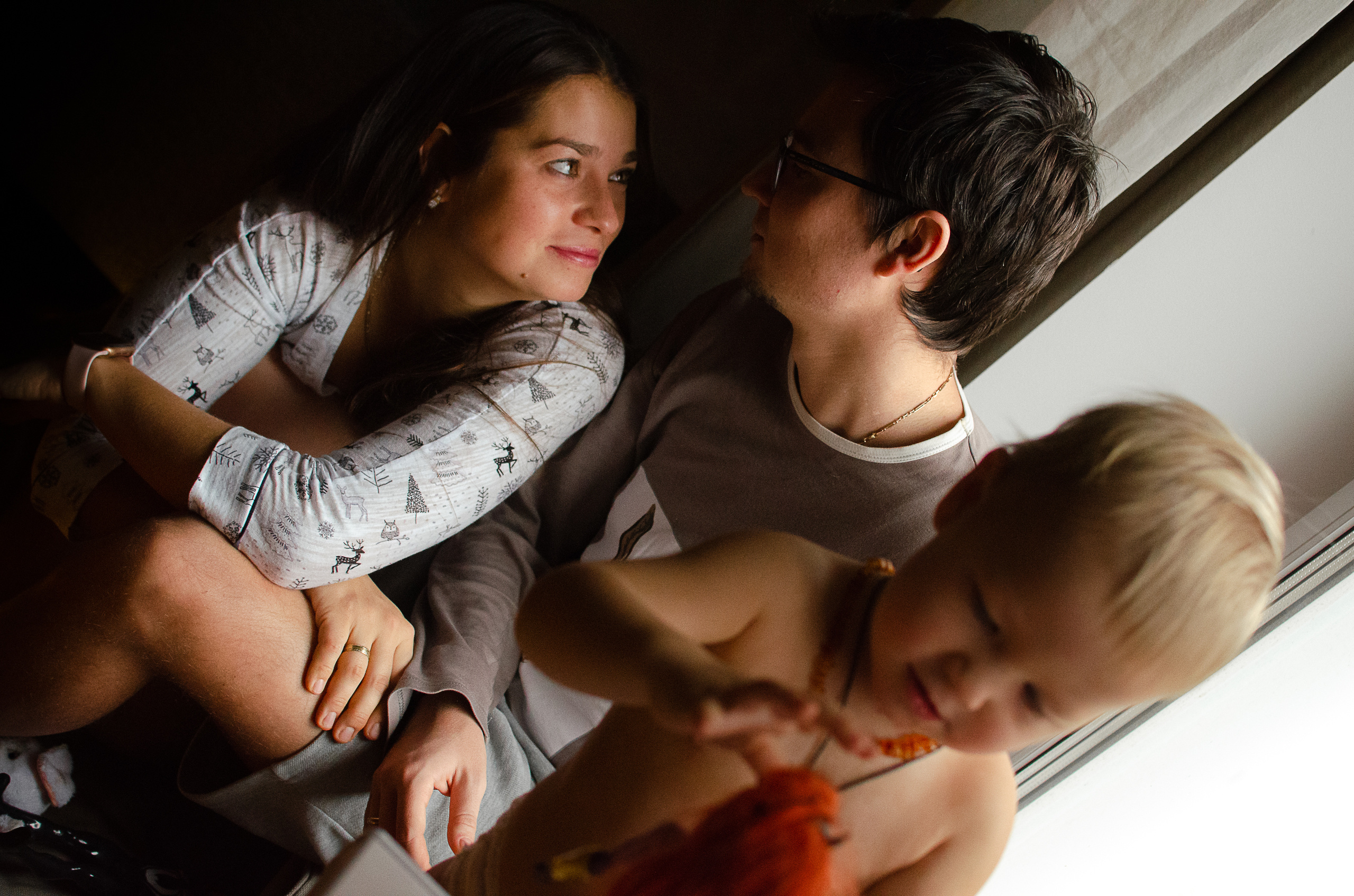 Лена, Саша и Даня. Annaalyoshicheva.ru детский и семейный лайфстайл Lifestyle фотограф