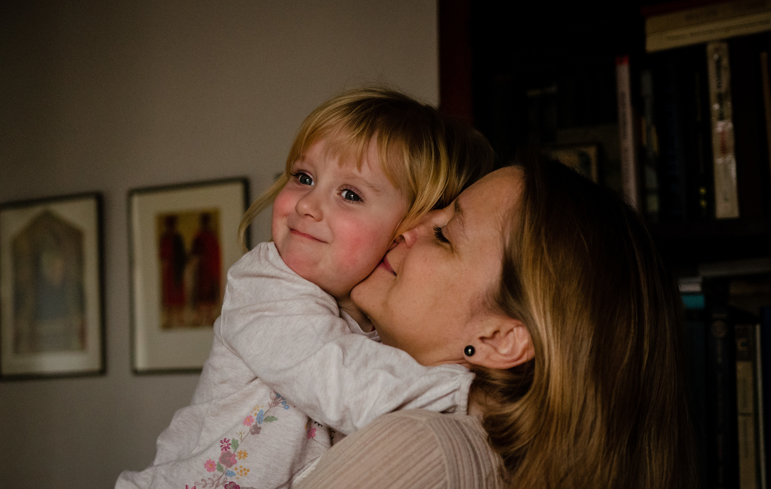 Натусик, Настя, Дима, Татьяна Георгиевна и кот Бежик. Annaalyoshicheva.ru детский и семейный лайфстайл Lifestyle фотограф