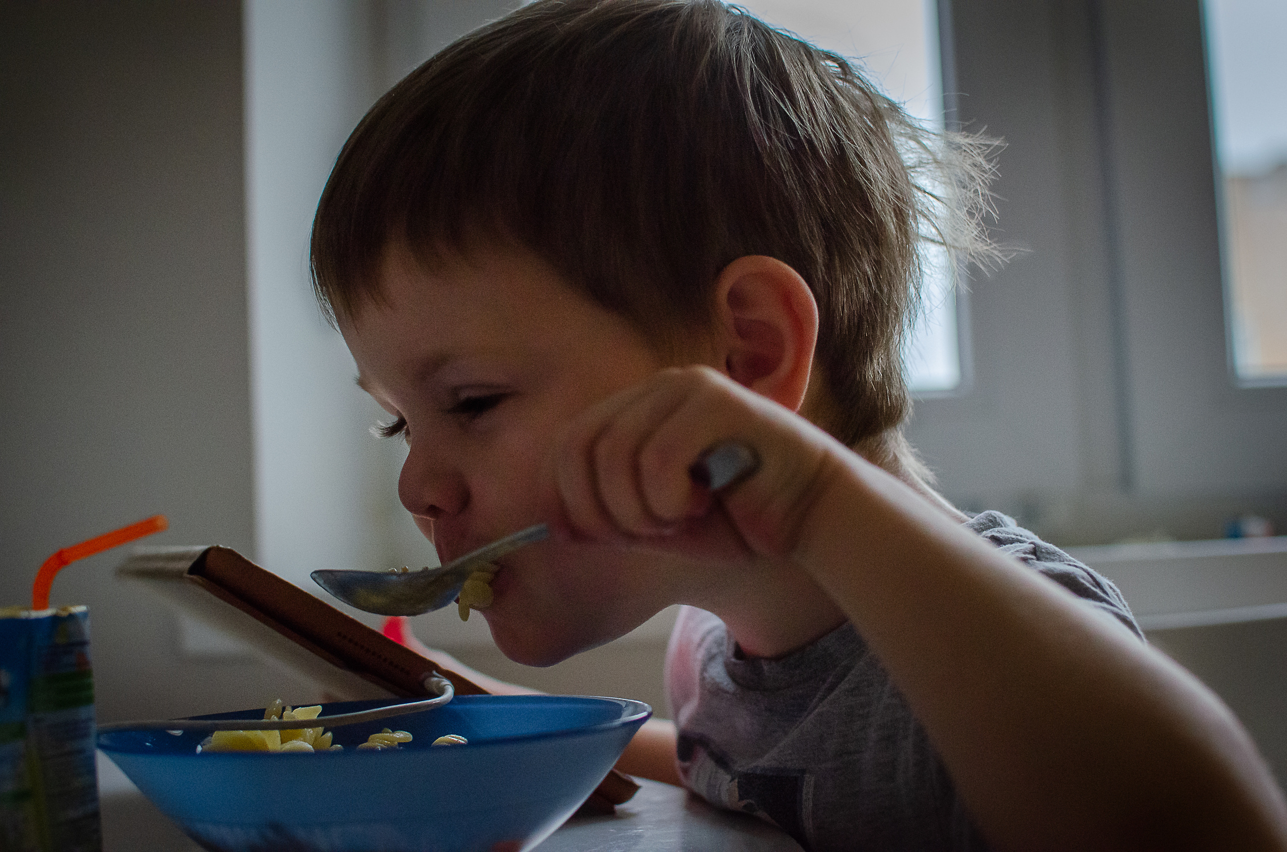 Саша + Филипп и Федя. Annaalyoshicheva.ru детский и семейный лайфстайл Lifestyle фотограф