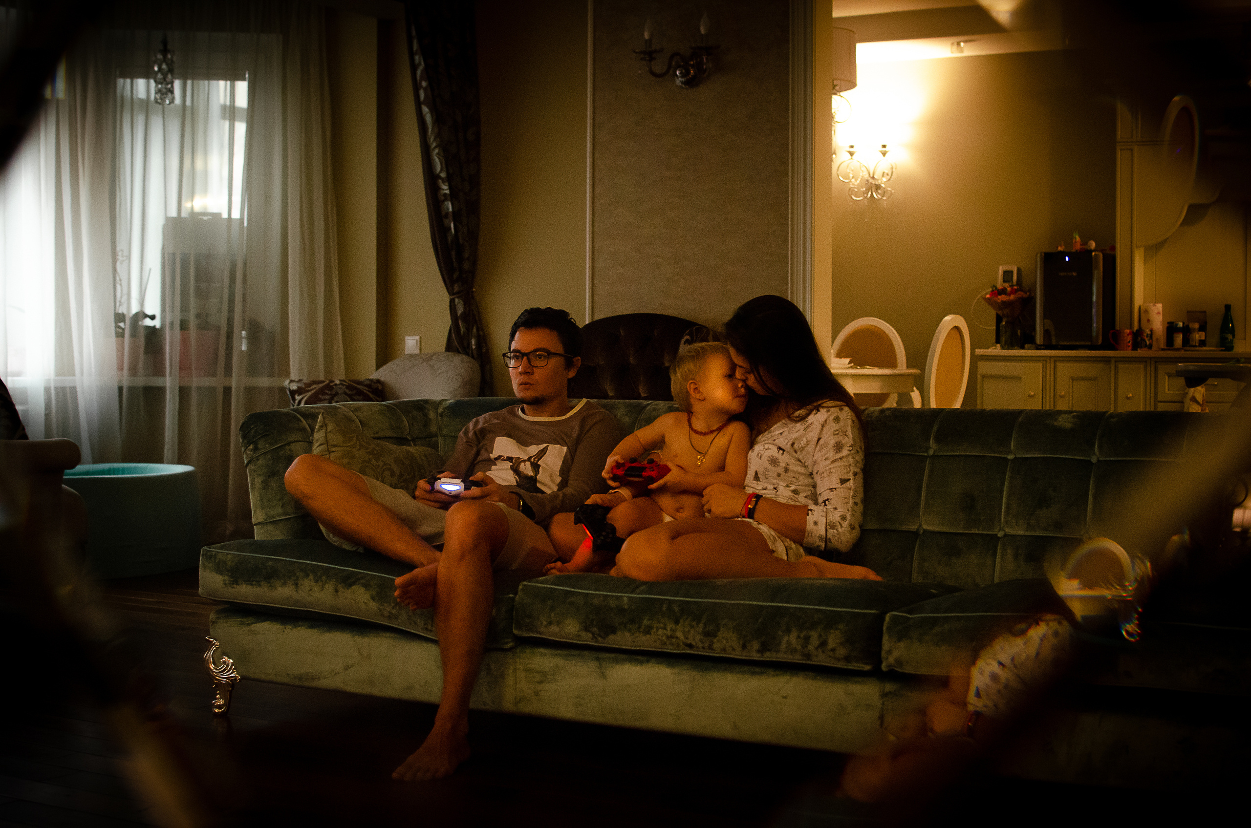 Лена, Саша и Даня. Annaalyoshicheva.ru детский и семейный лайфстайл Lifestyle фотограф