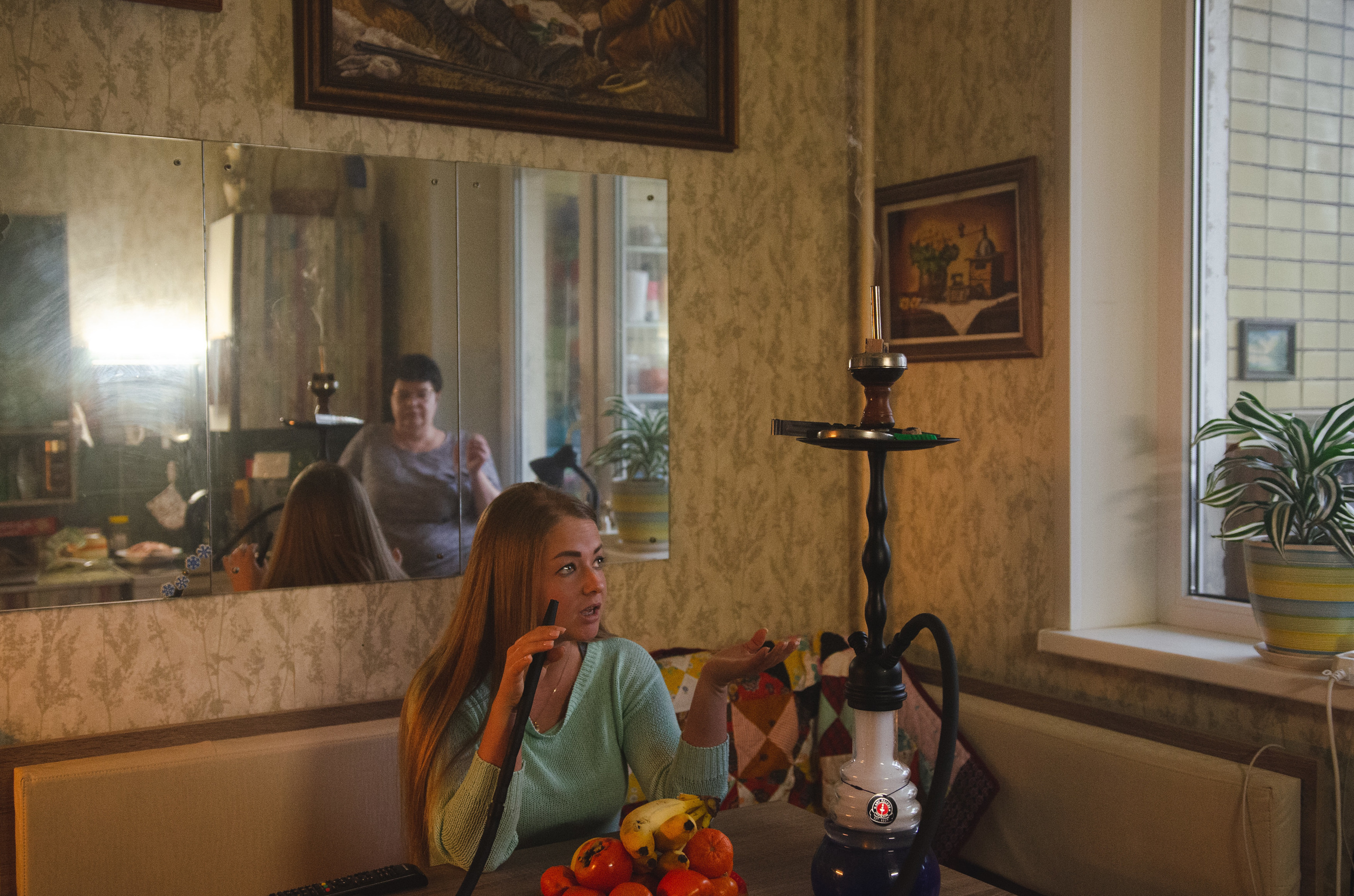 Вероника, мама Ирина, Сиба-ину Тери, Мэйн-кун Лео. Annaalyoshicheva.ru детский и семейный лайфстайл Lifestyle фотограф