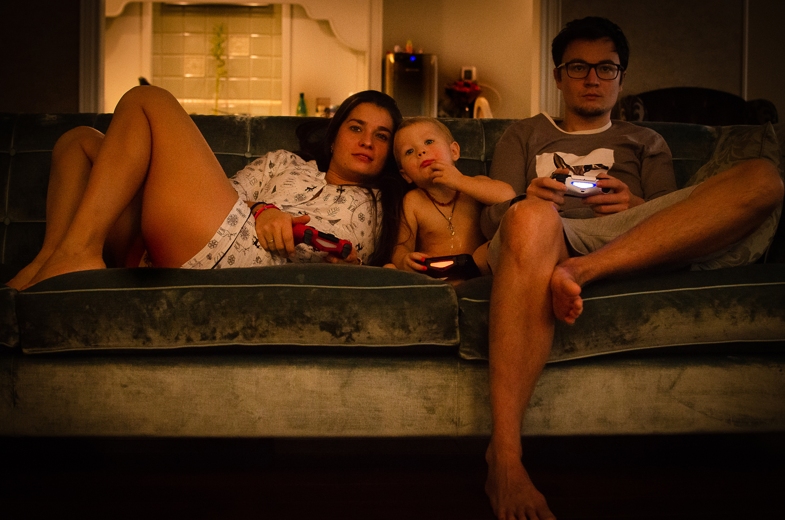 Лена, Саша и Даня. Annaalyoshicheva.ru детский и семейный лайфстайл Lifestyle фотограф