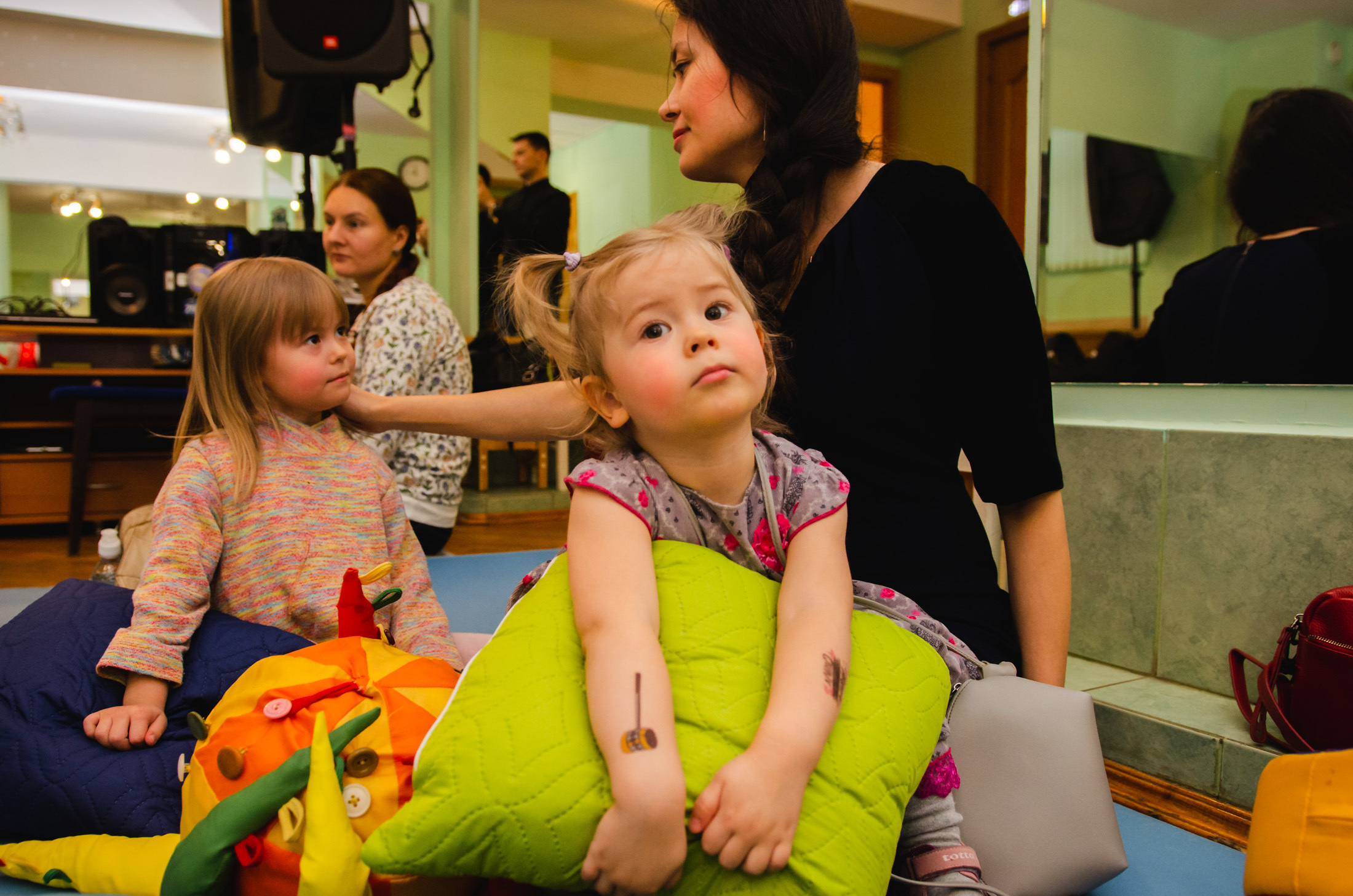 Детский концерт. Annaalyoshicheva.ru детский и семейный лайфстайл Lifestyle фотограф