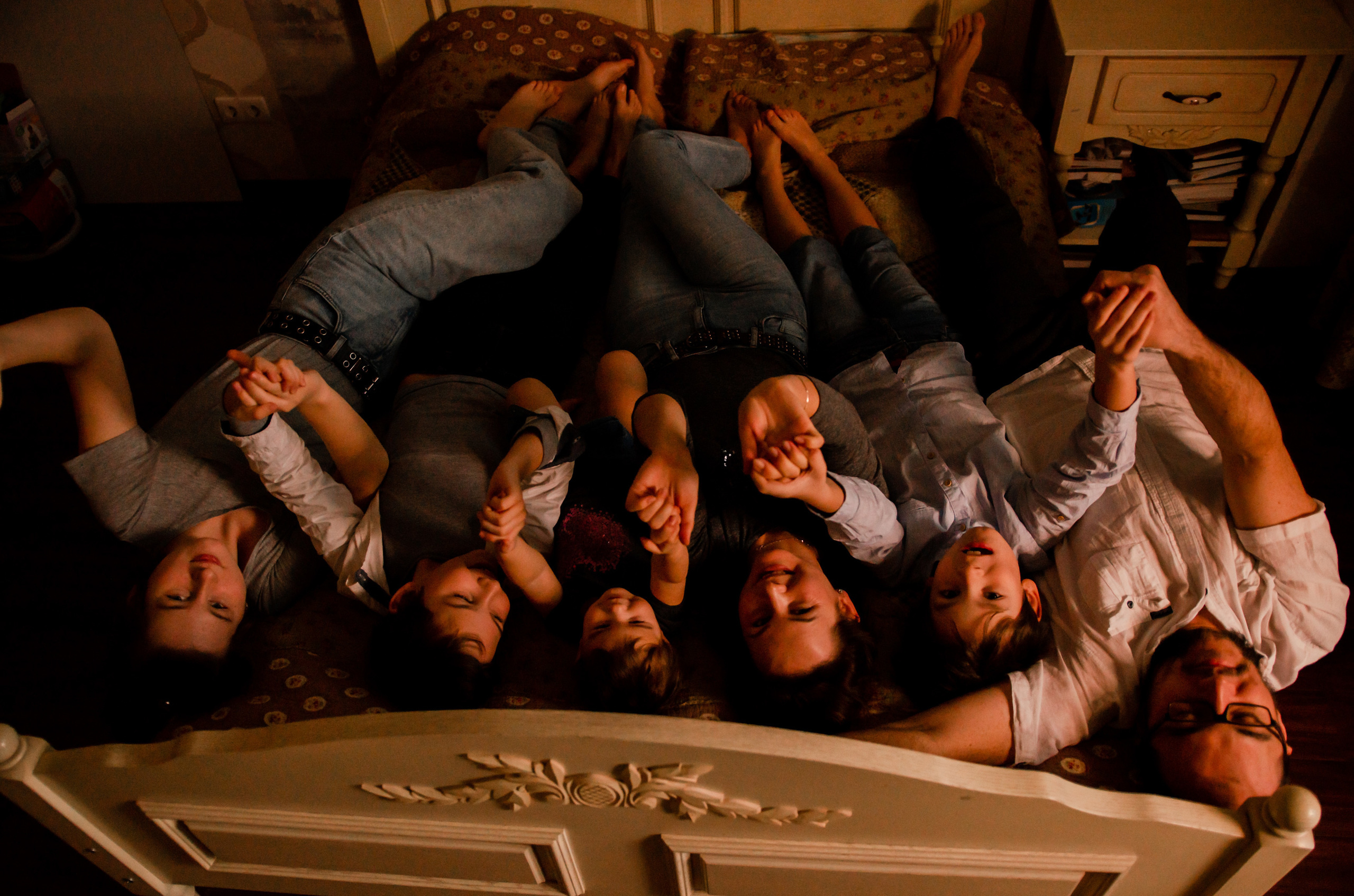 Женя, Денис и Дети: Кристина, Кирилл, Фёдор и Настасья. Annaalyoshicheva.ru детский и семейный лайфстайл Lifestyle фотограф