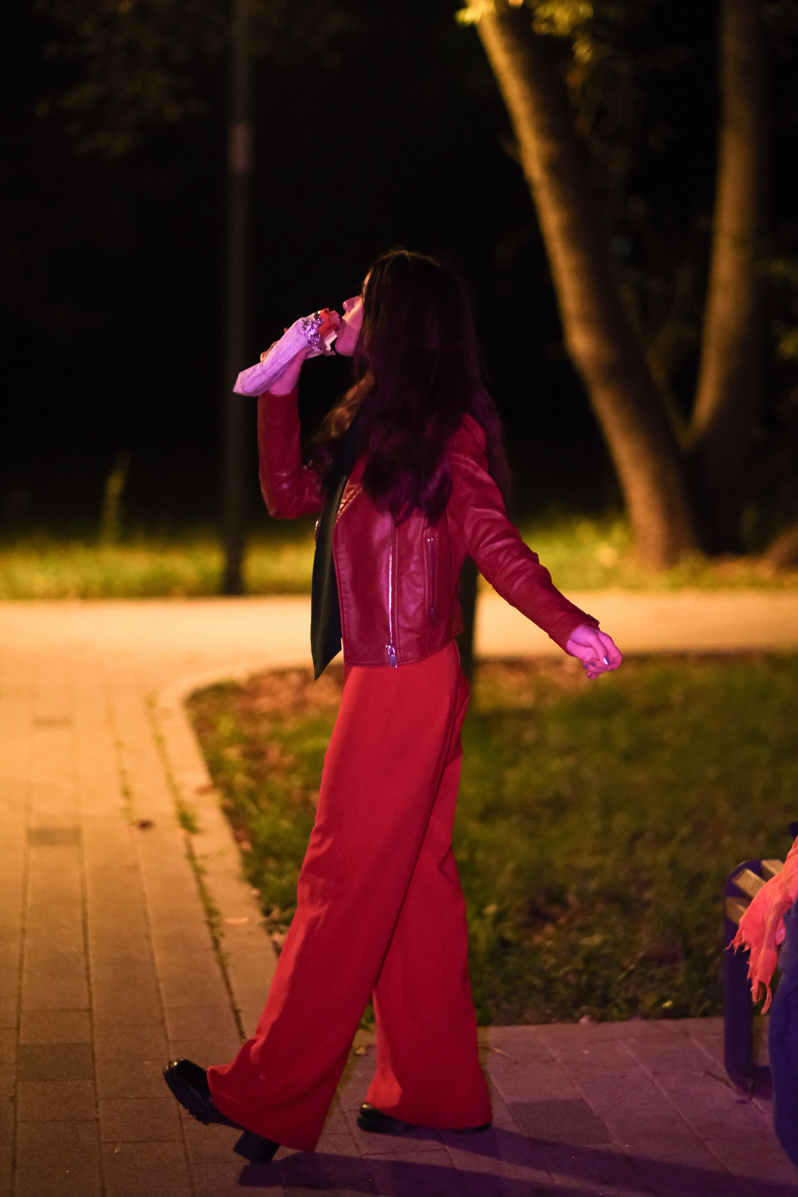 Александра в красном. Креативный фотограф в Москве Арапова Виталия