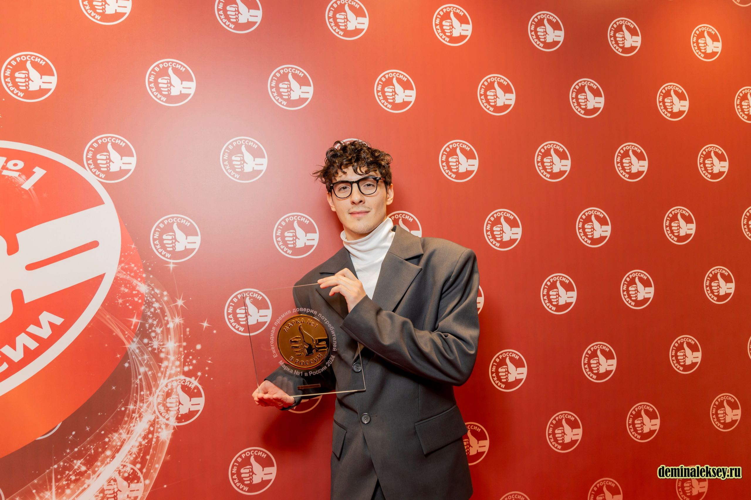Премия МАРКА № 1 В России 14 декабря 2024. Репортажный, семейный и студийный фотограф в Москве Демин Алексей