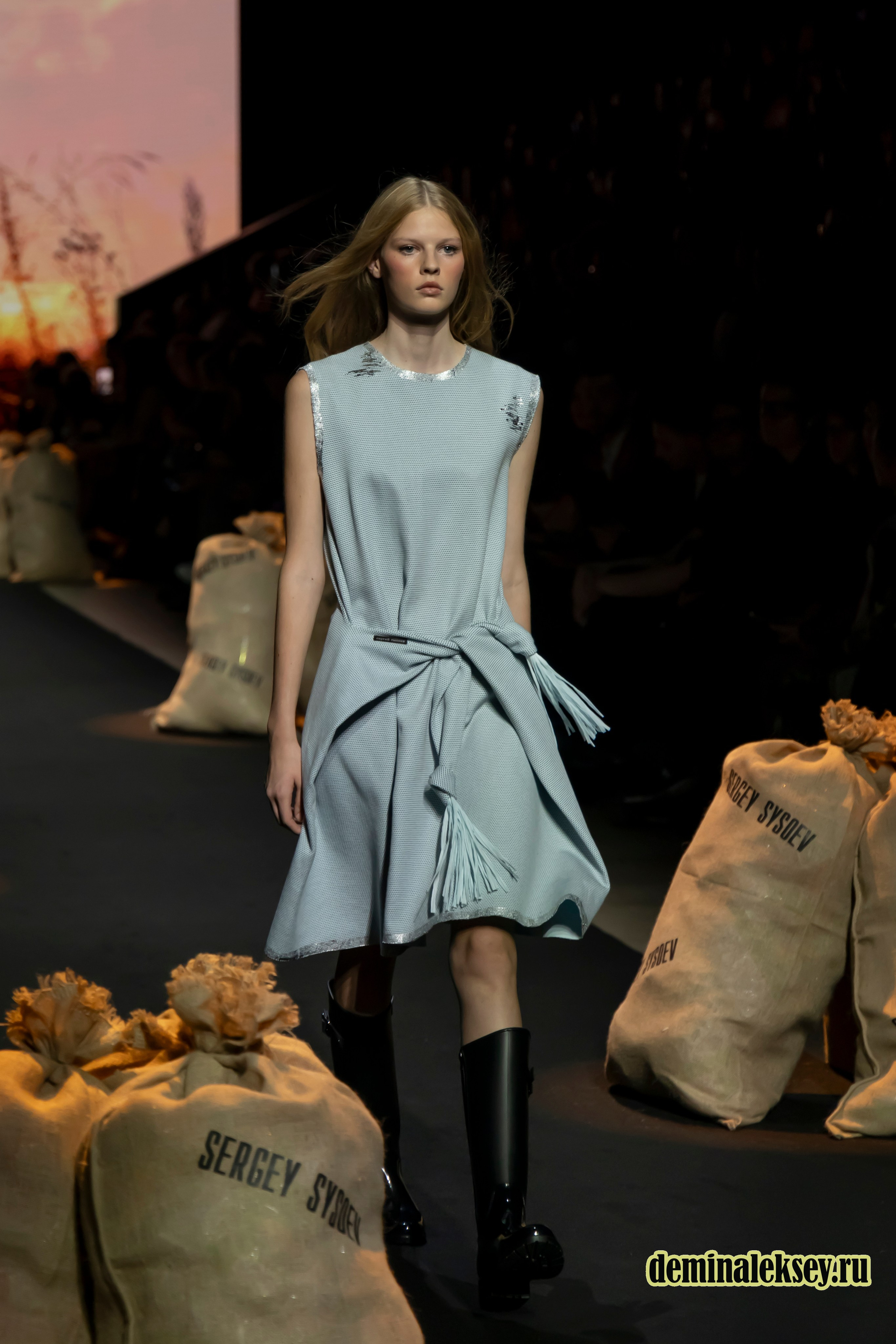 Московская неделя моды 2024 9 октября дизайнер SERGEY SYSOEV. Репортажный, семейный и студийный фотограф в Москве Демин Алексей