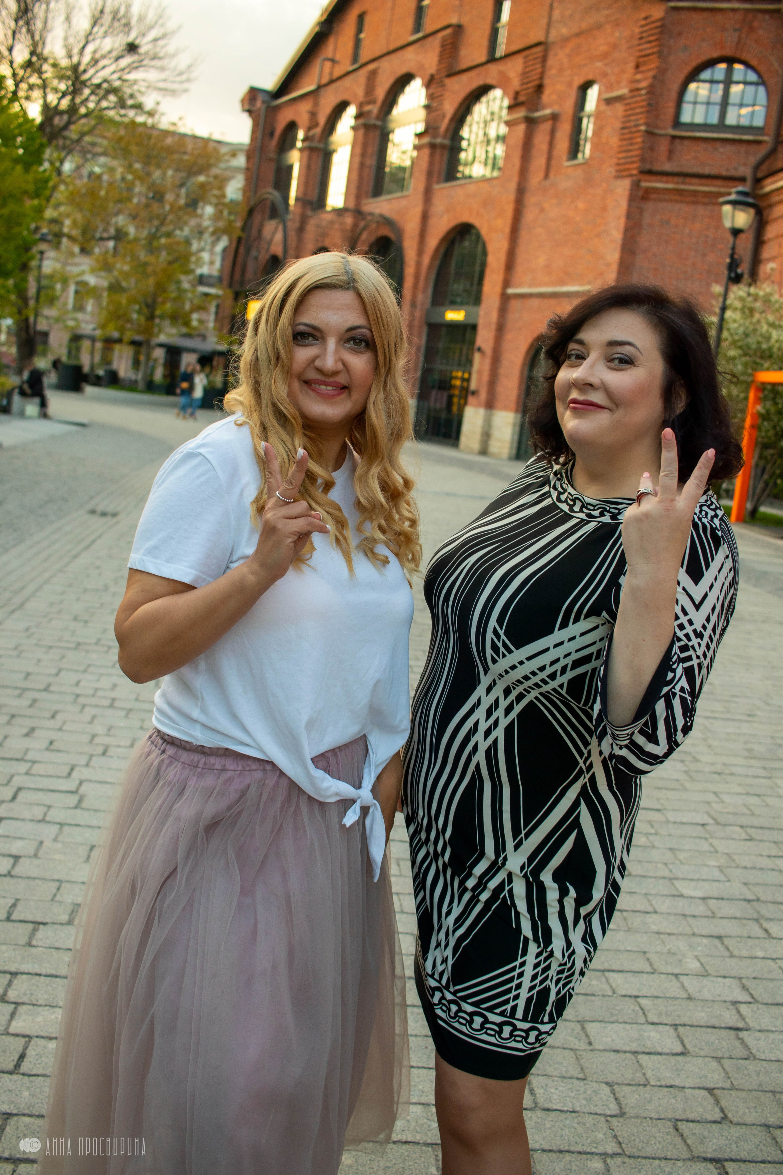 Контент-съемка с цветами, канал Грибоедова. Ваш фотограф в Санкт-Петербурге Анна Просвирина