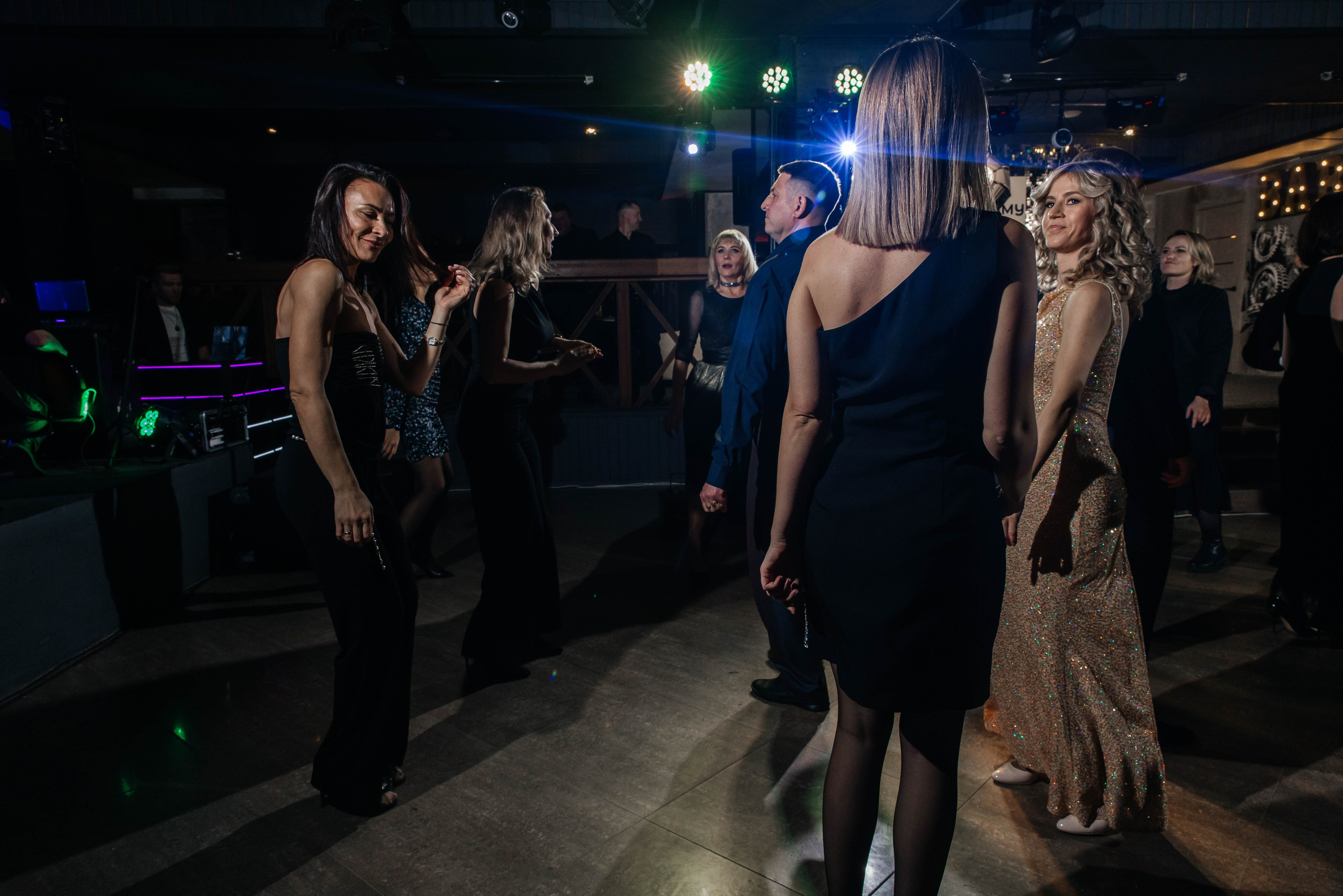 NZMU. Maxim Tsoy Photography