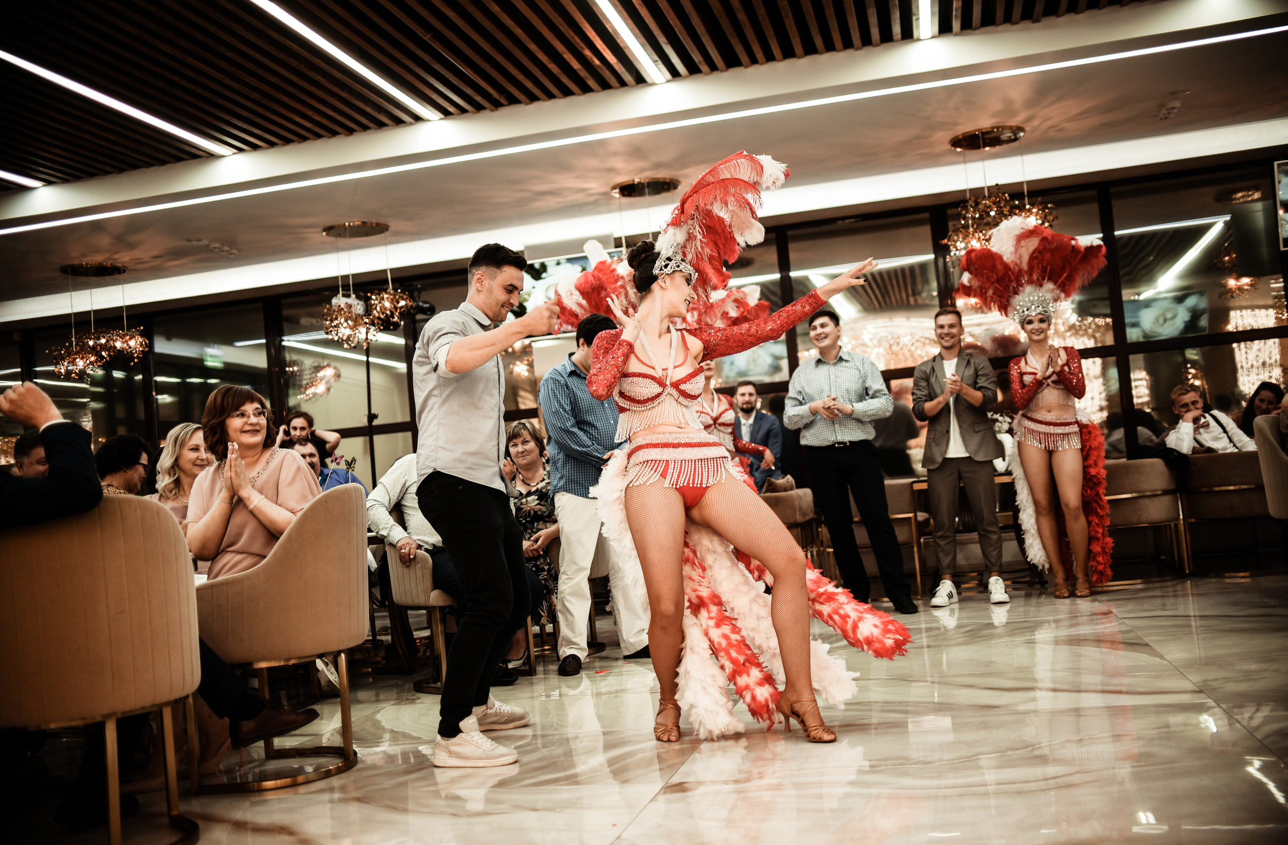 Свадебный день Ильи и Насти. Свадебный, семейный, детский, контент фотограф в Омске Максим Ильин