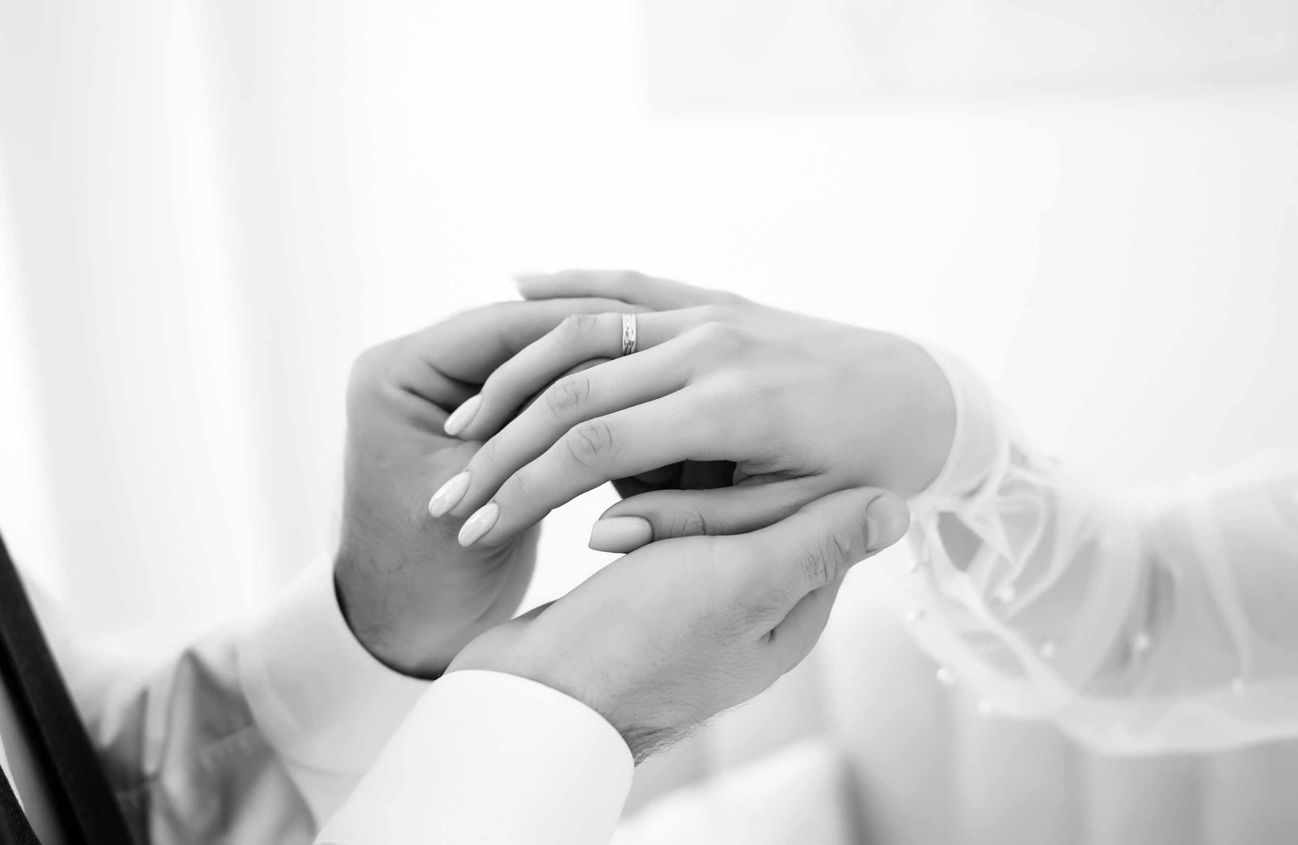 Небольшая чб серия со свадьбы Алесея и Полины. Свадебный, семейный, детский, контент фотограф в Омске Максим Ильин