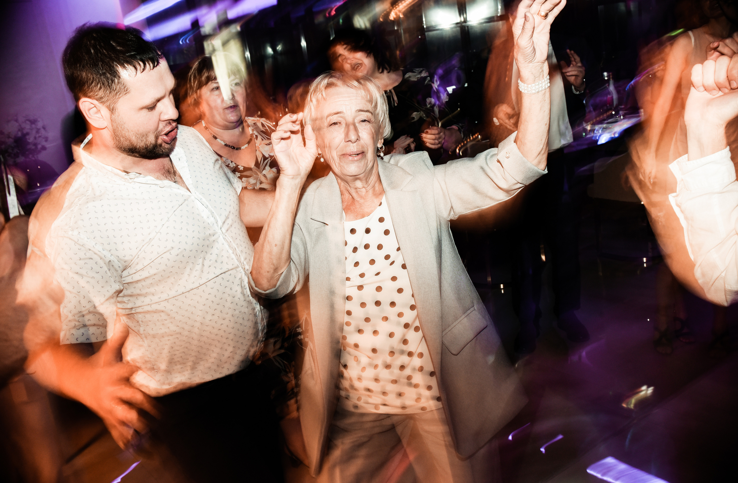 Свадебный день Ильи и Насти. Свадебный, семейный, детский, контент фотограф в Омске Максим Ильин