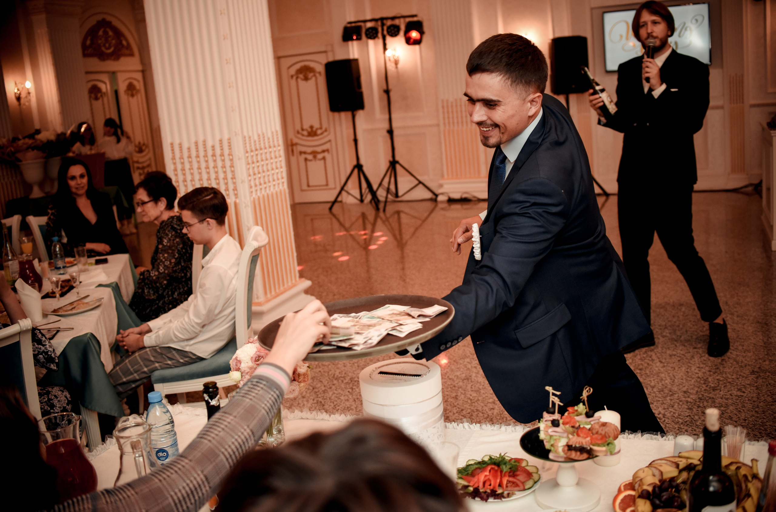 Леша и Даша и их свадебный день. Свадебный, семейный, детский, контент фотограф в Омске Максим Ильин