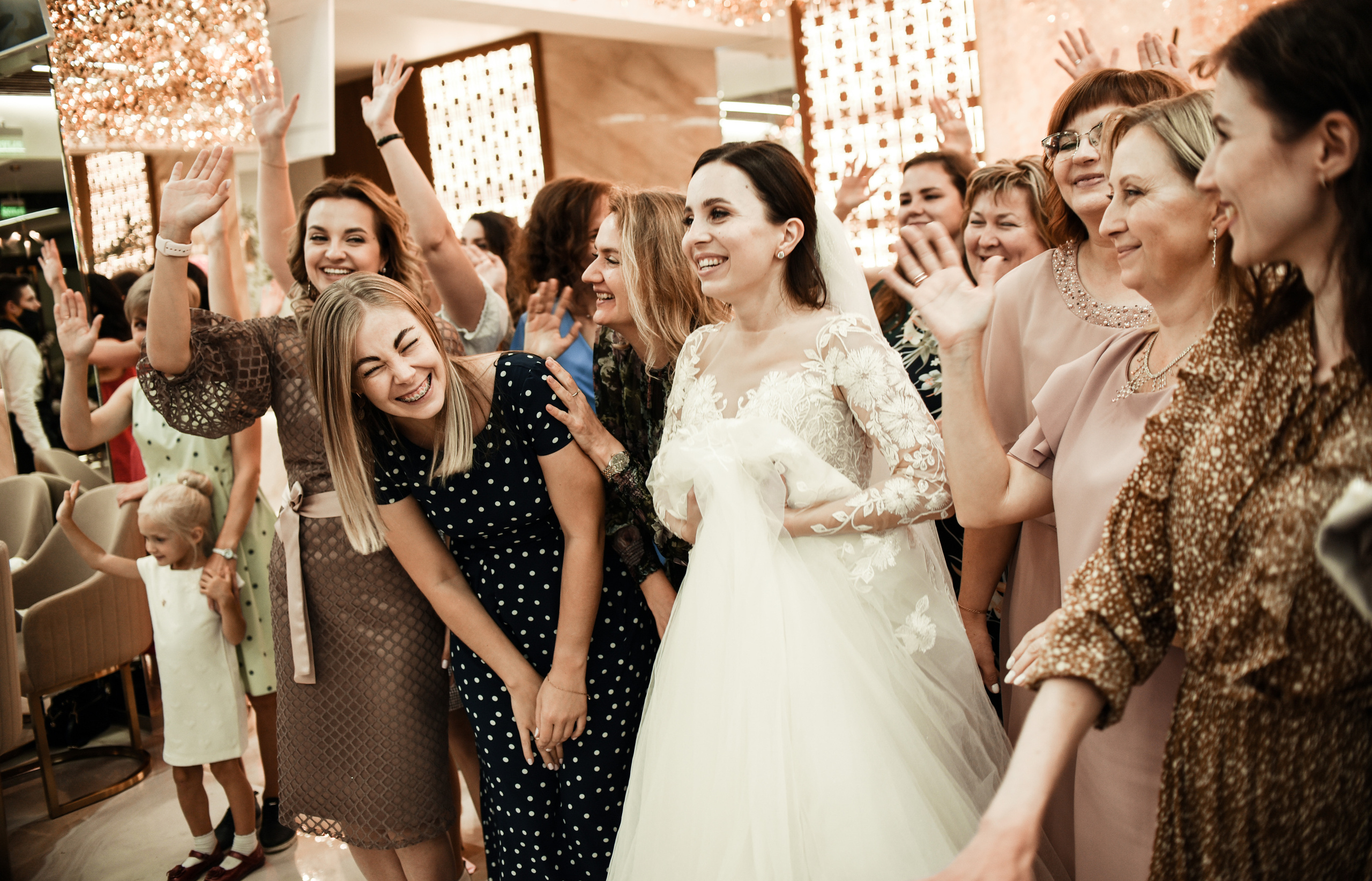 Свадебный день Ильи и Насти. Свадебный, семейный, детский, контент фотограф в Омске Максим Ильин