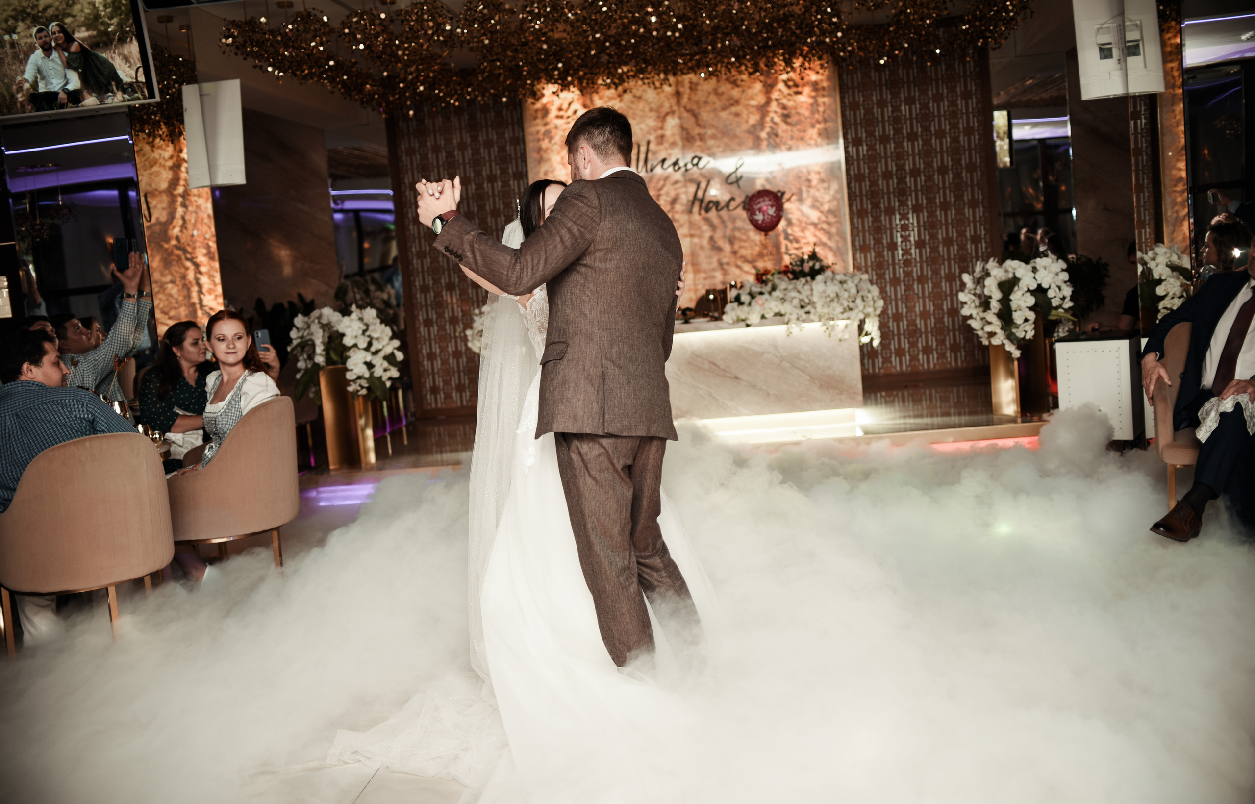 Свадебный день Ильи и Насти. Свадебный, семейный, детский, контент фотограф в Омске Максим Ильин