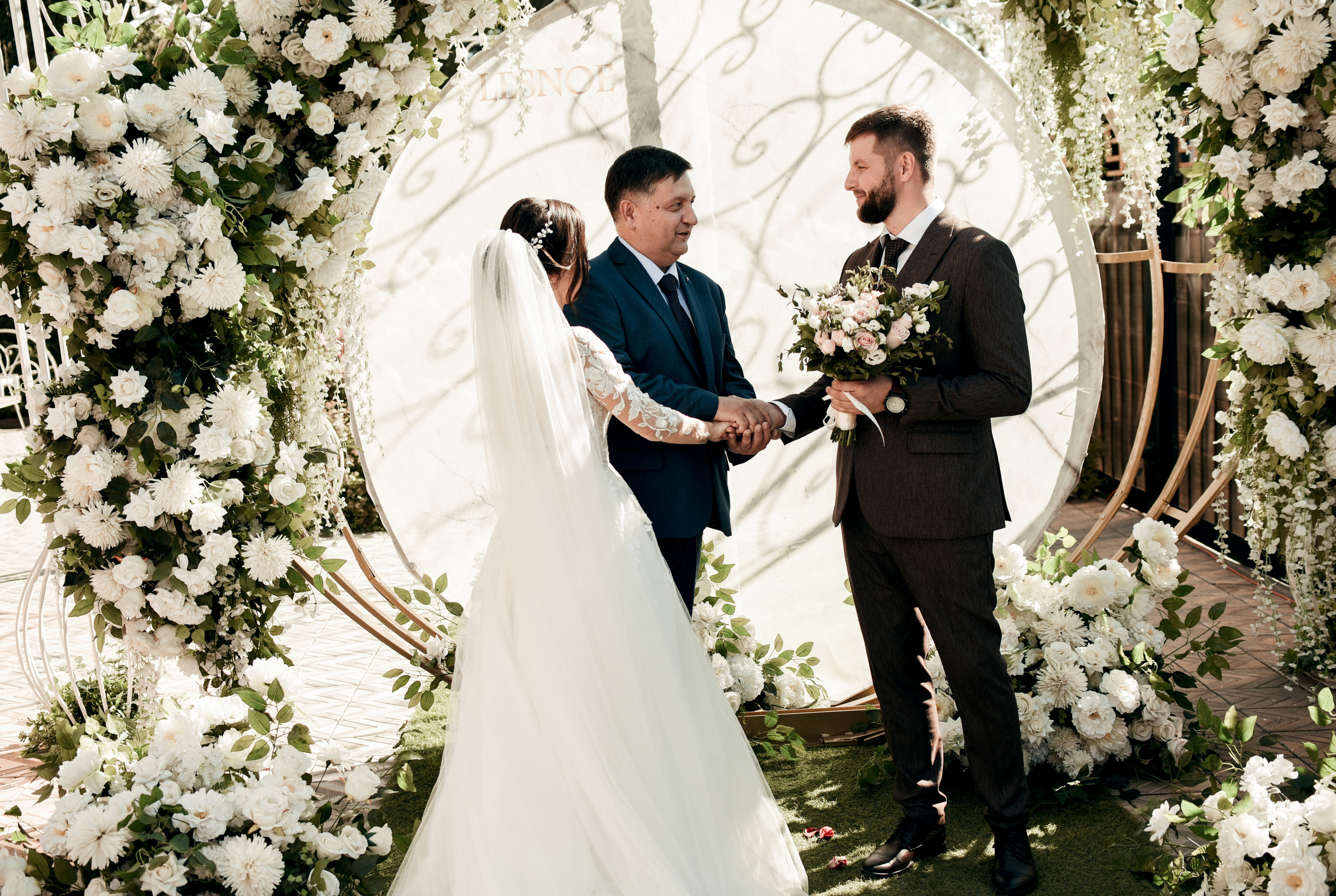 Свадебный день Ильи и Насти. Свадебный, семейный, детский, контент фотограф в Омске Максим Ильин