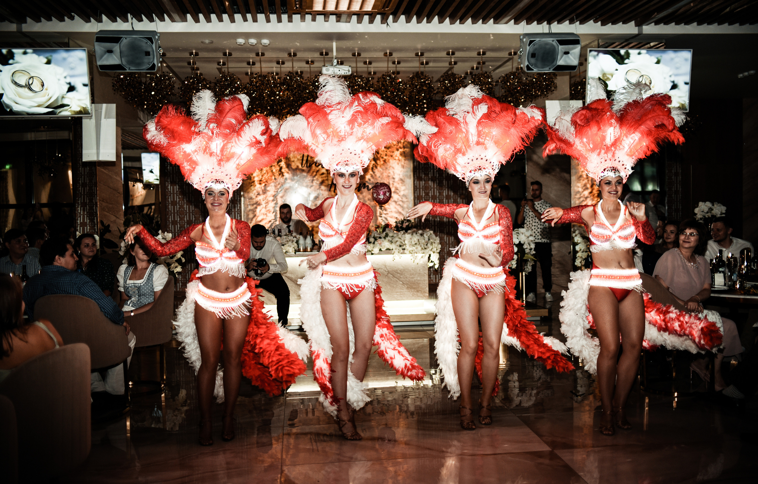 Свадебный день Ильи и Насти. Свадебный, семейный, детский, контент фотограф в Омске Максим Ильин