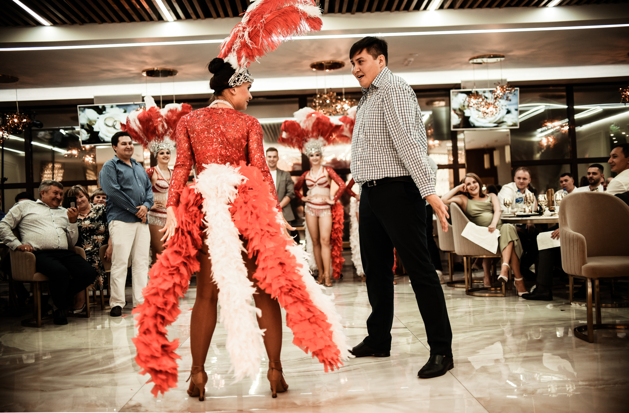 Свадебный день Ильи и Насти. Свадебный, семейный, детский, контент фотограф в Омске Максим Ильин