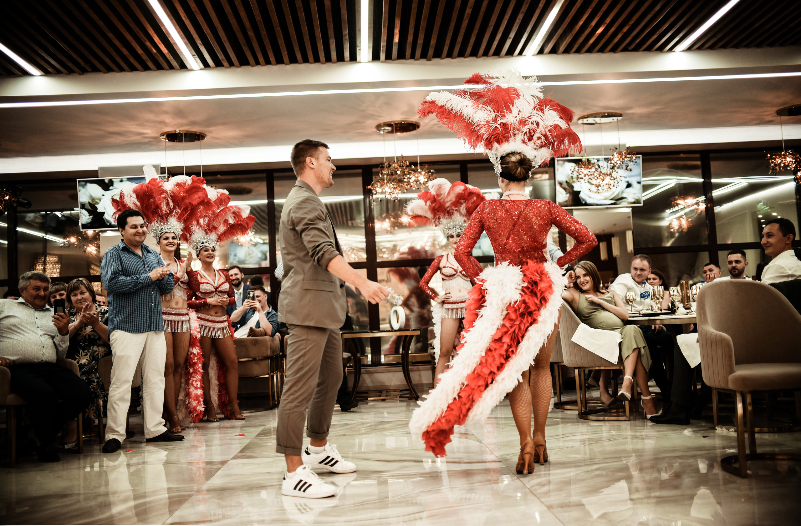 Свадебный день Ильи и Насти. Свадебный, семейный, детский, контент фотограф в Омске Максим Ильин