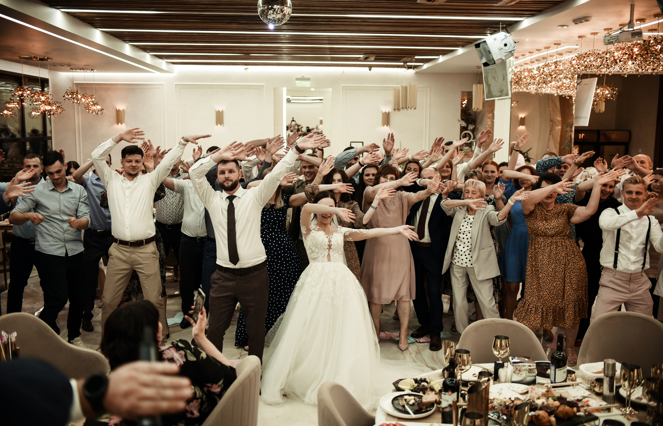 Свадебный день Ильи и Насти. Свадебный, семейный, детский, контент фотограф в Омске Максим Ильин