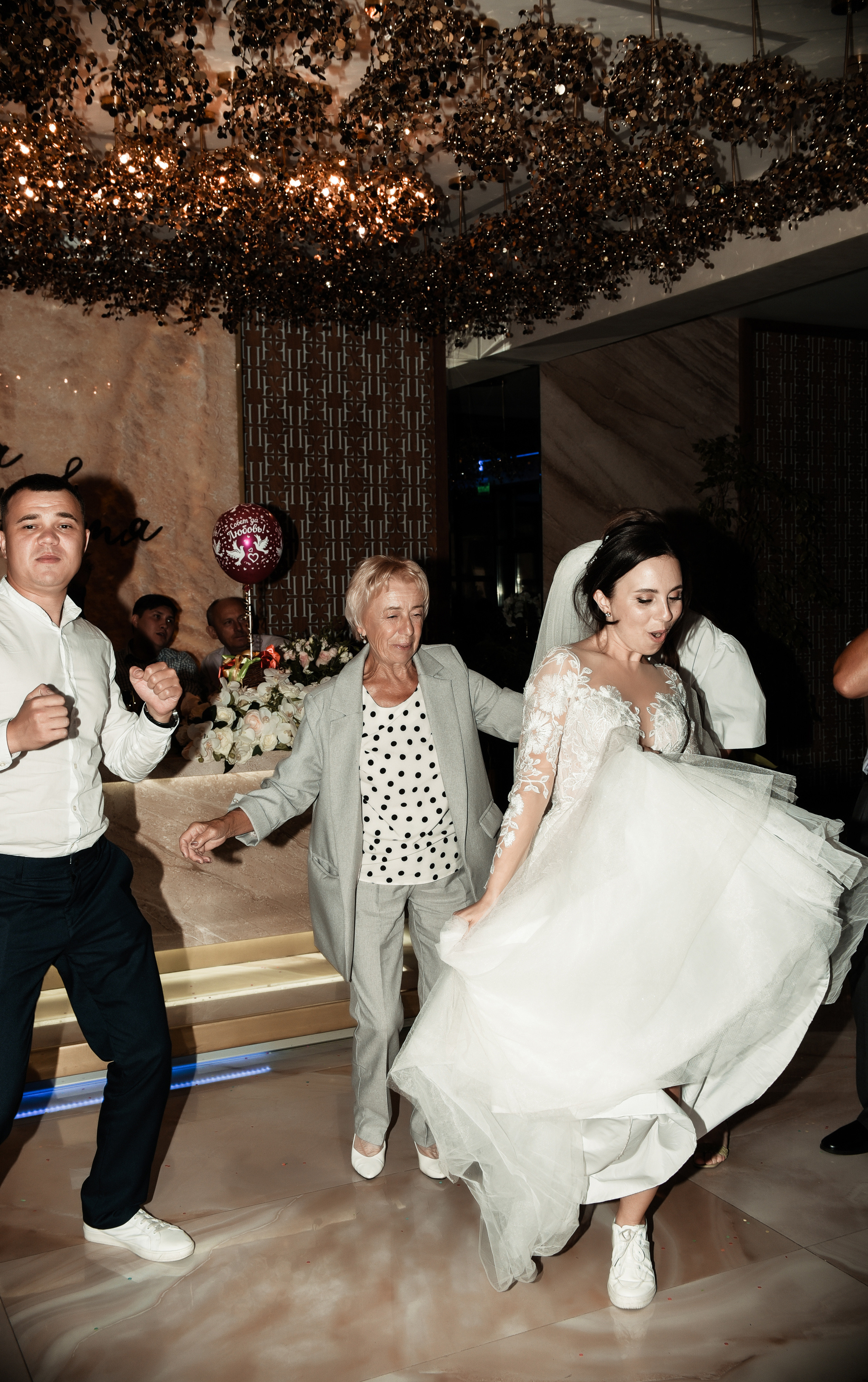 Свадебный день Ильи и Насти. Свадебный, семейный, детский, контент фотограф в Омске Максим Ильин