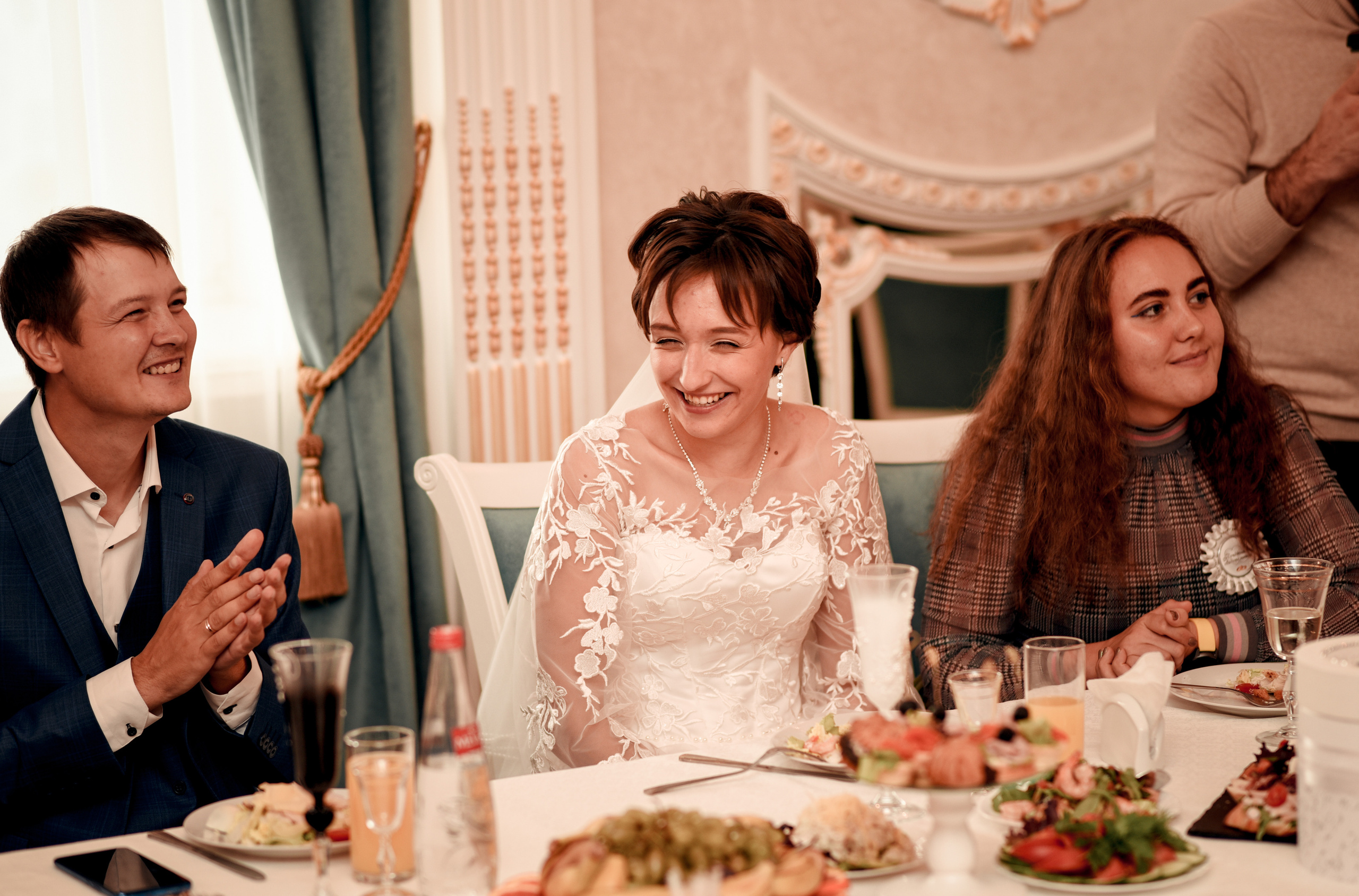 Леша и Даша и их свадебный день. Свадебный, семейный, детский, контент фотограф в Омске Максим Ильин