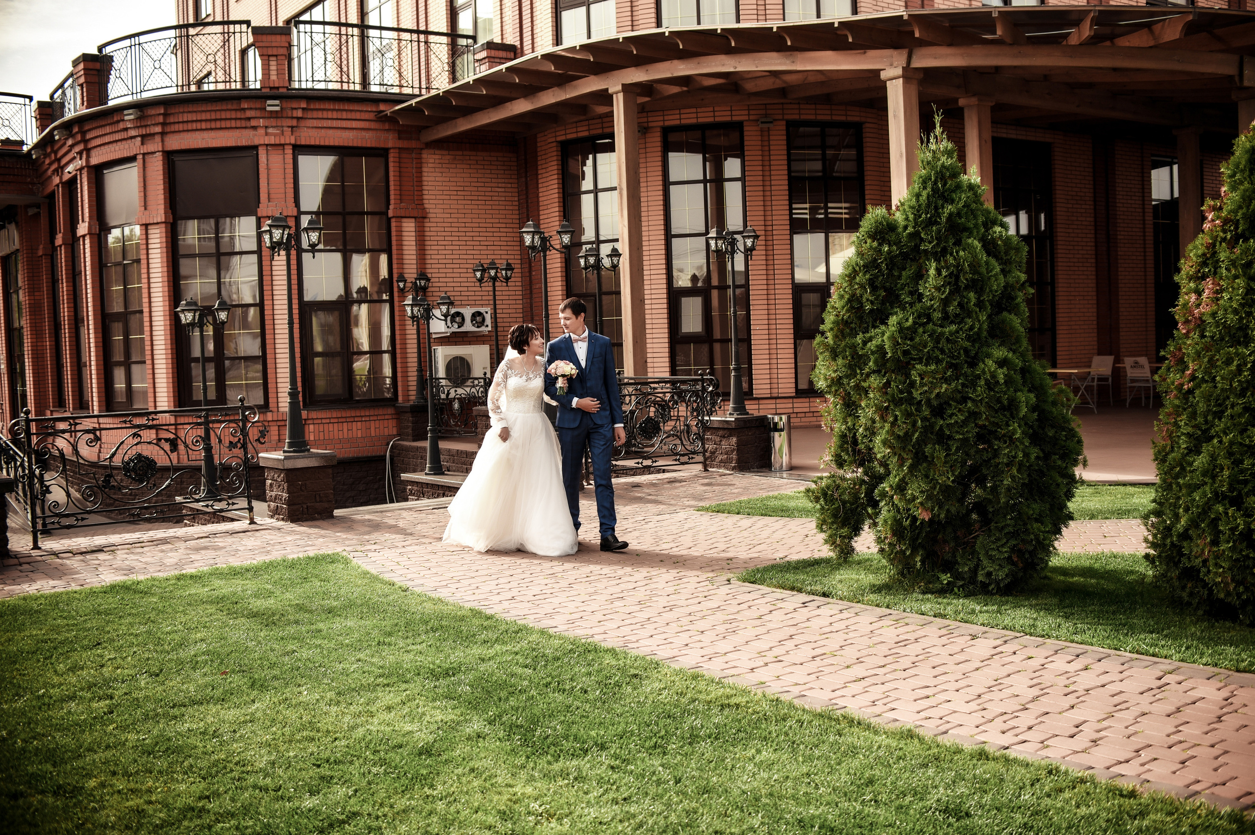 Леша и Даша и их свадебный день. Свадебный, семейный, детский, контент фотограф в Омске Максим Ильин