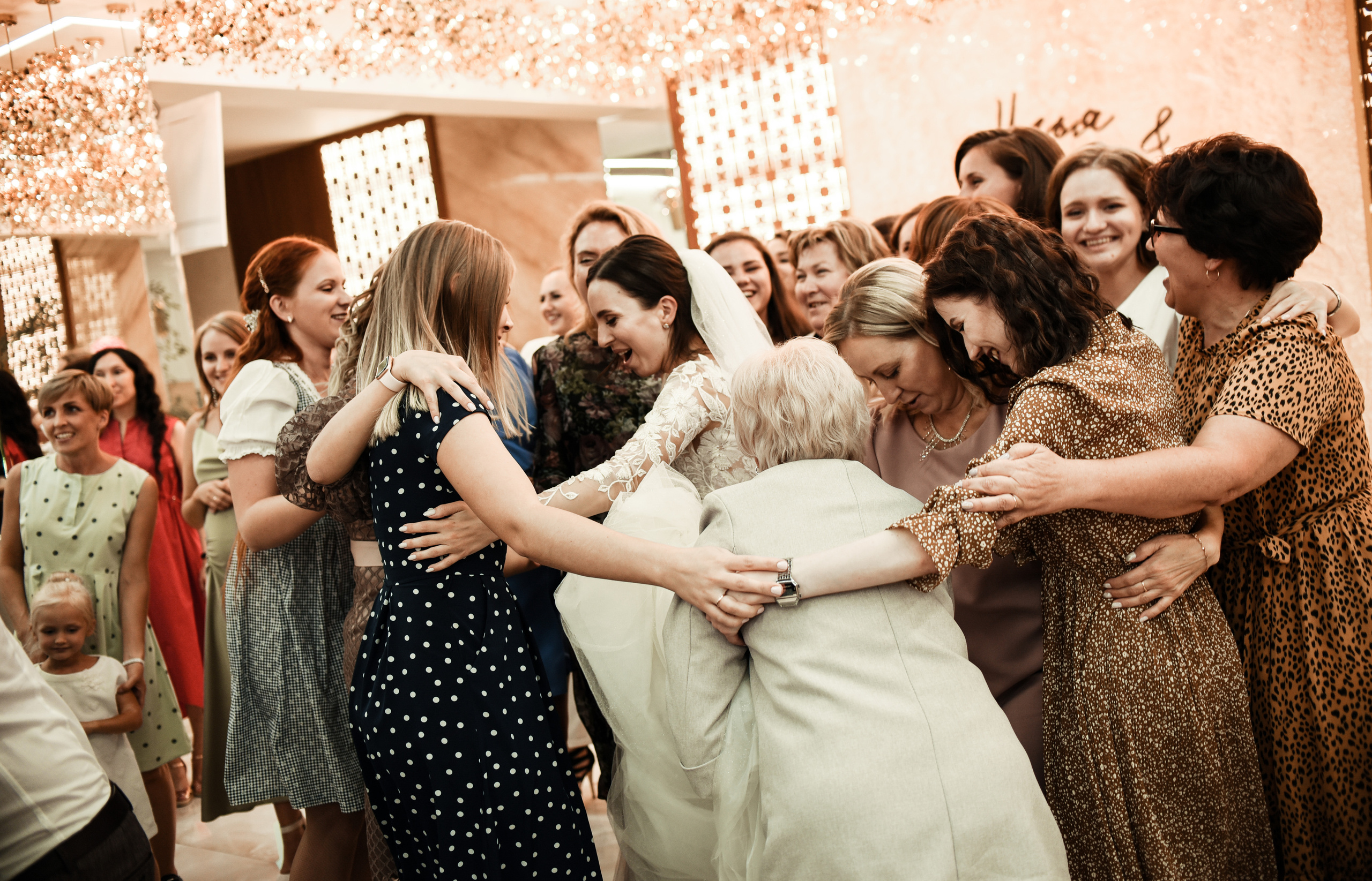 Свадебный день Ильи и Насти. Свадебный, семейный, детский, контент фотограф в Омске Максим Ильин