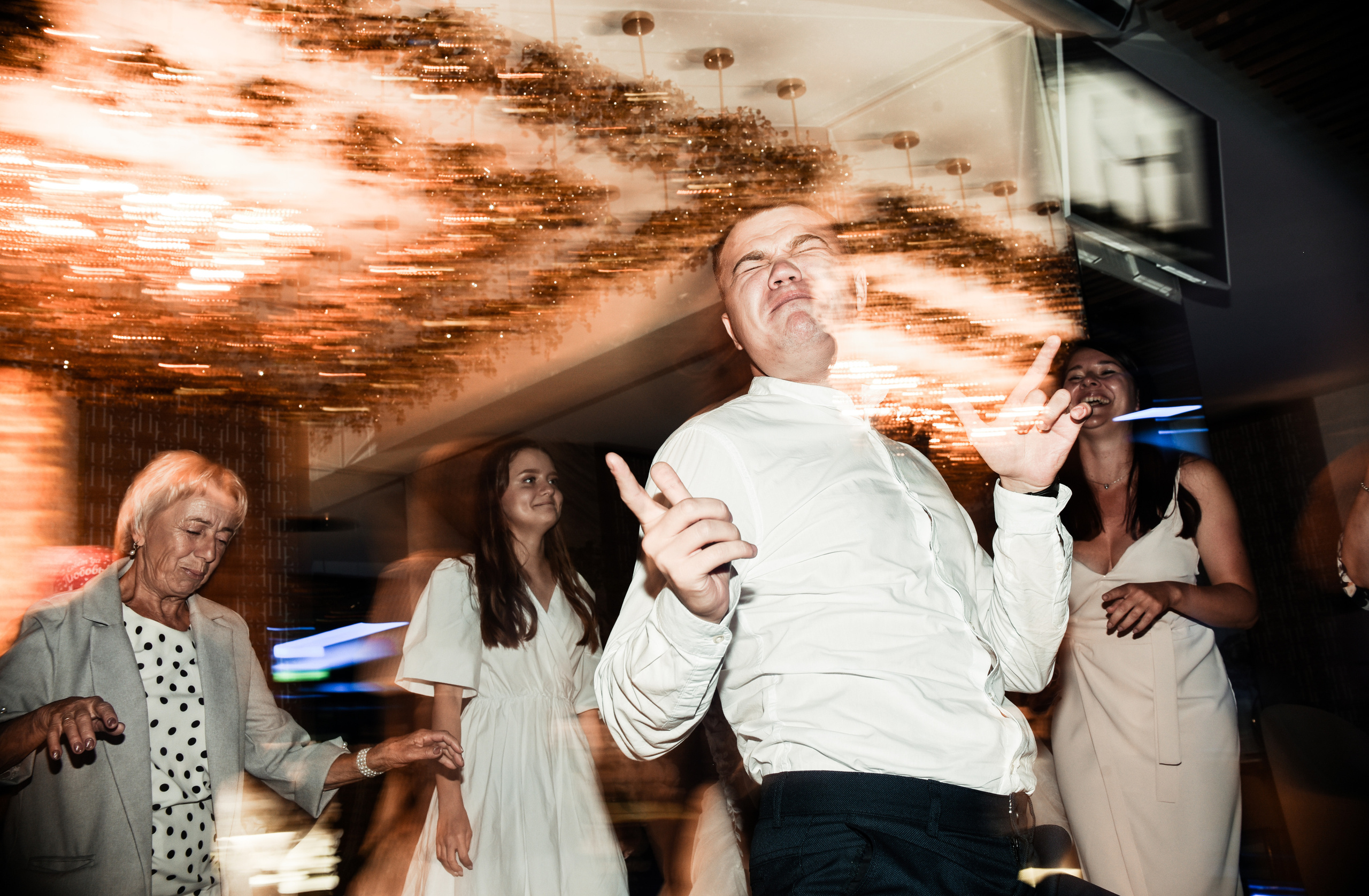 Свадебный день Ильи и Насти. Свадебный, семейный, детский, контент фотограф в Омске Максим Ильин