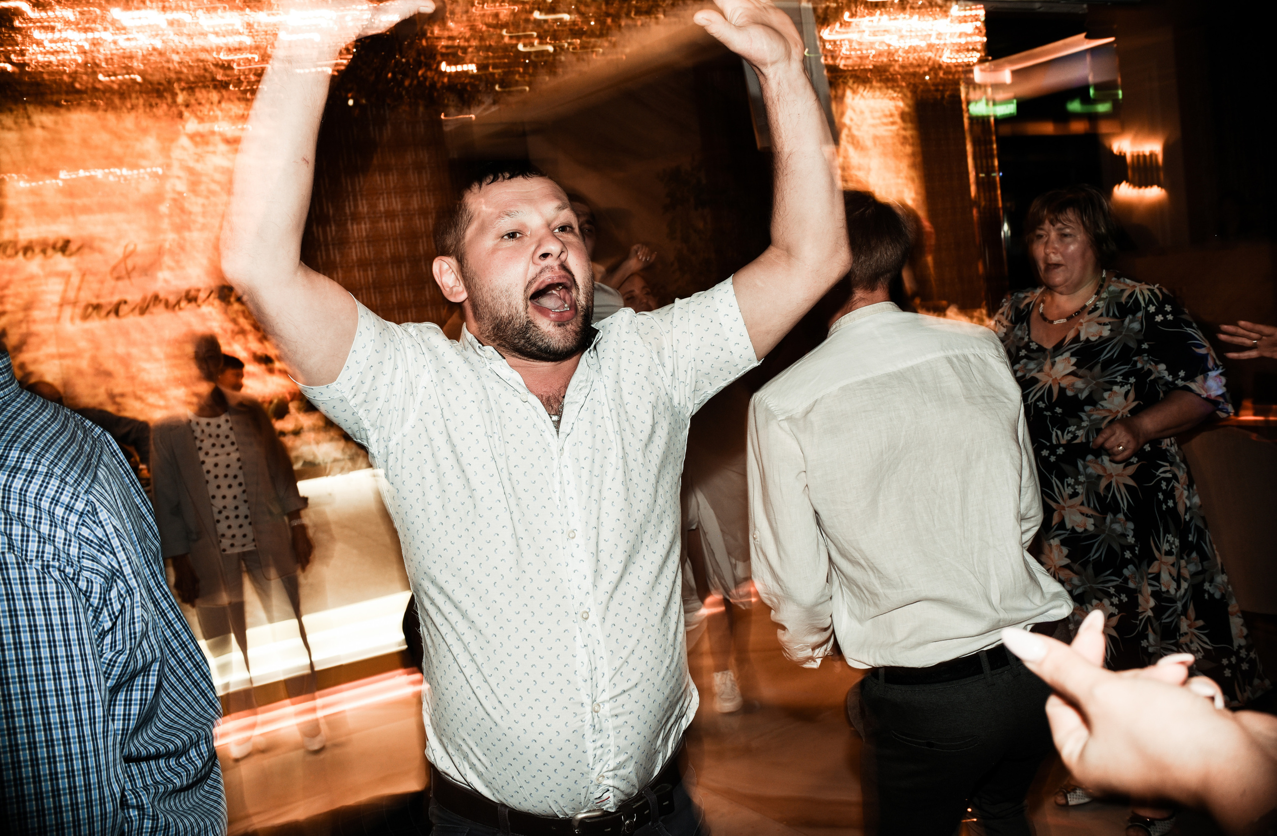 Свадебный день Ильи и Насти. Свадебный, семейный, детский, контент фотограф в Омске Максим Ильин