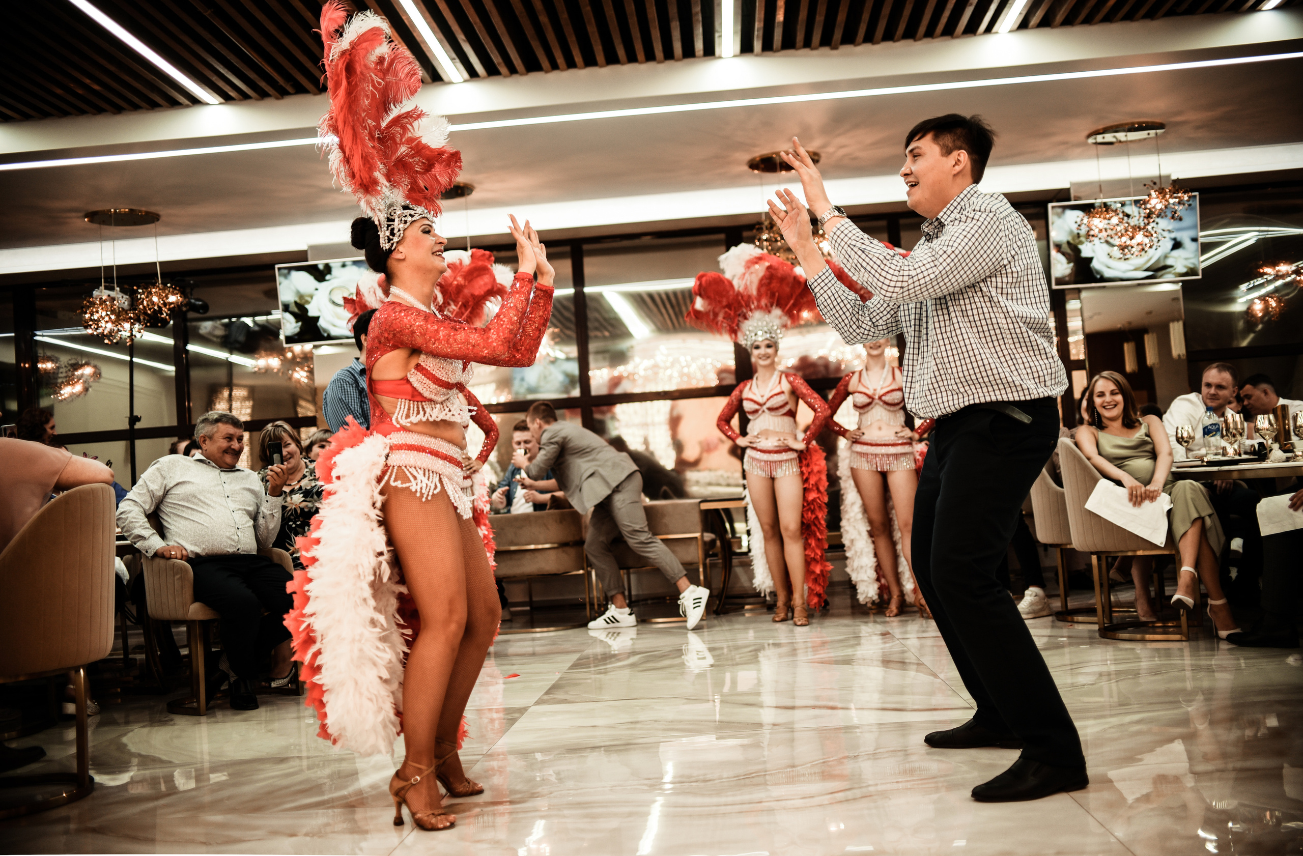 Свадебный день Ильи и Насти. Свадебный, семейный, детский, контент фотограф в Омске Максим Ильин