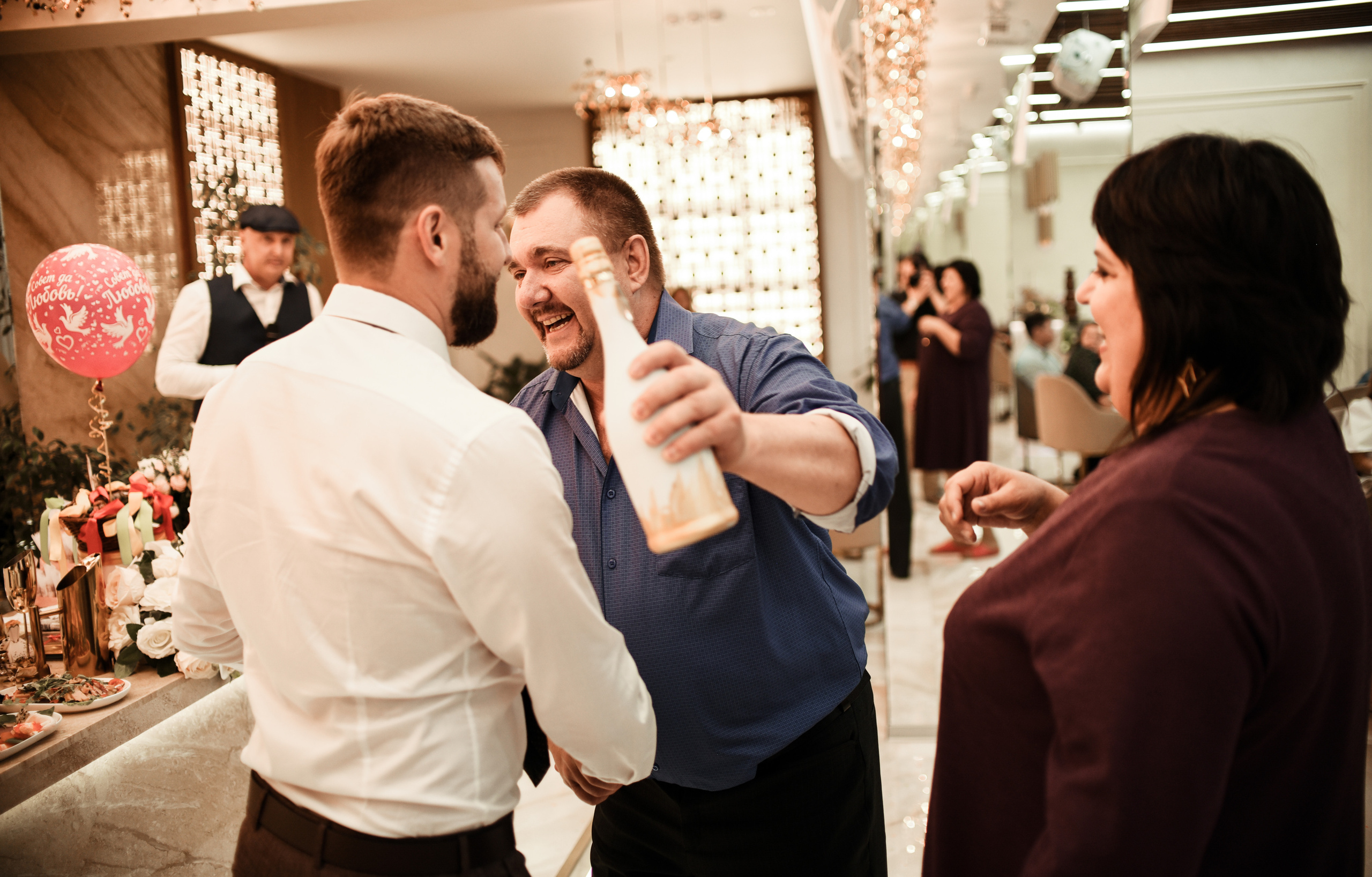 Свадебный день Ильи и Насти. Свадебный, семейный, детский, контент фотограф в Омске Максим Ильин