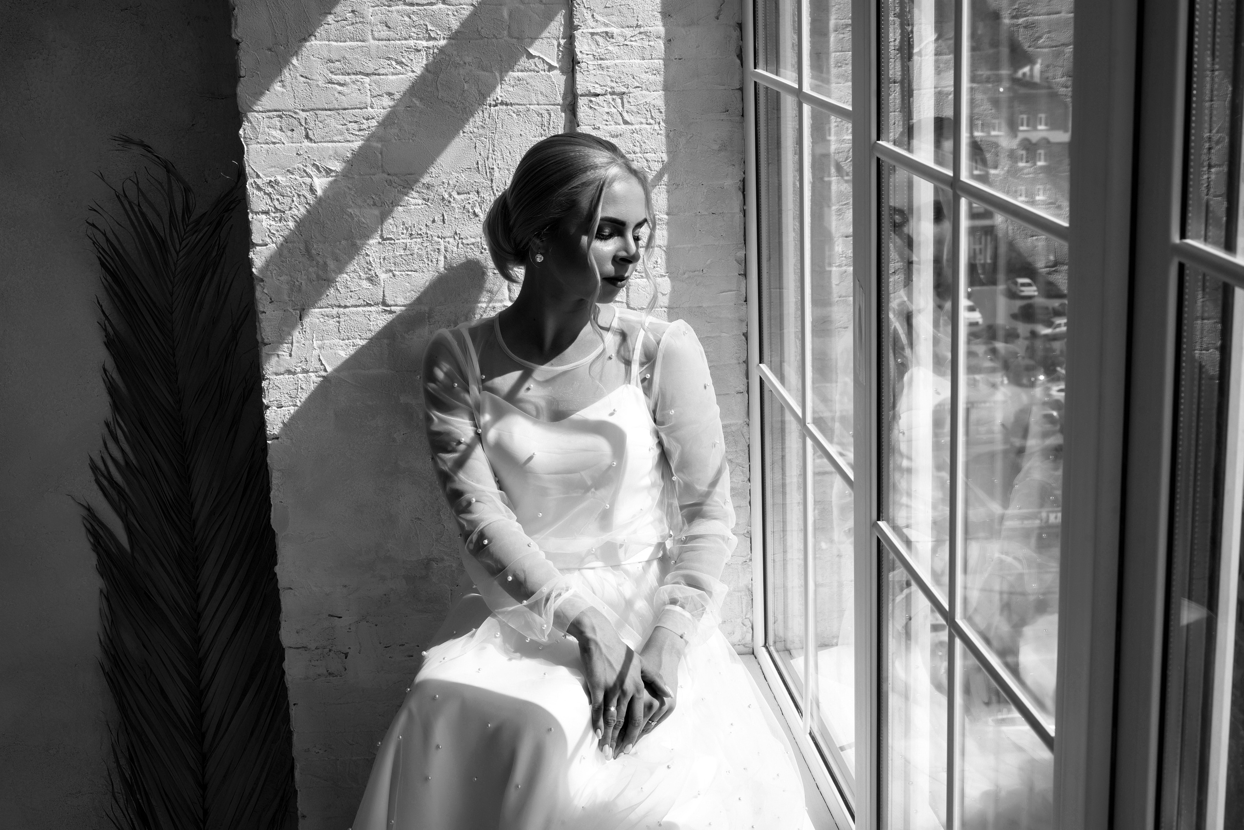 Небольшая чб серия со свадьбы Алесея и Полины. Свадебный, семейный, детский, контент фотограф в Омске Максим Ильин