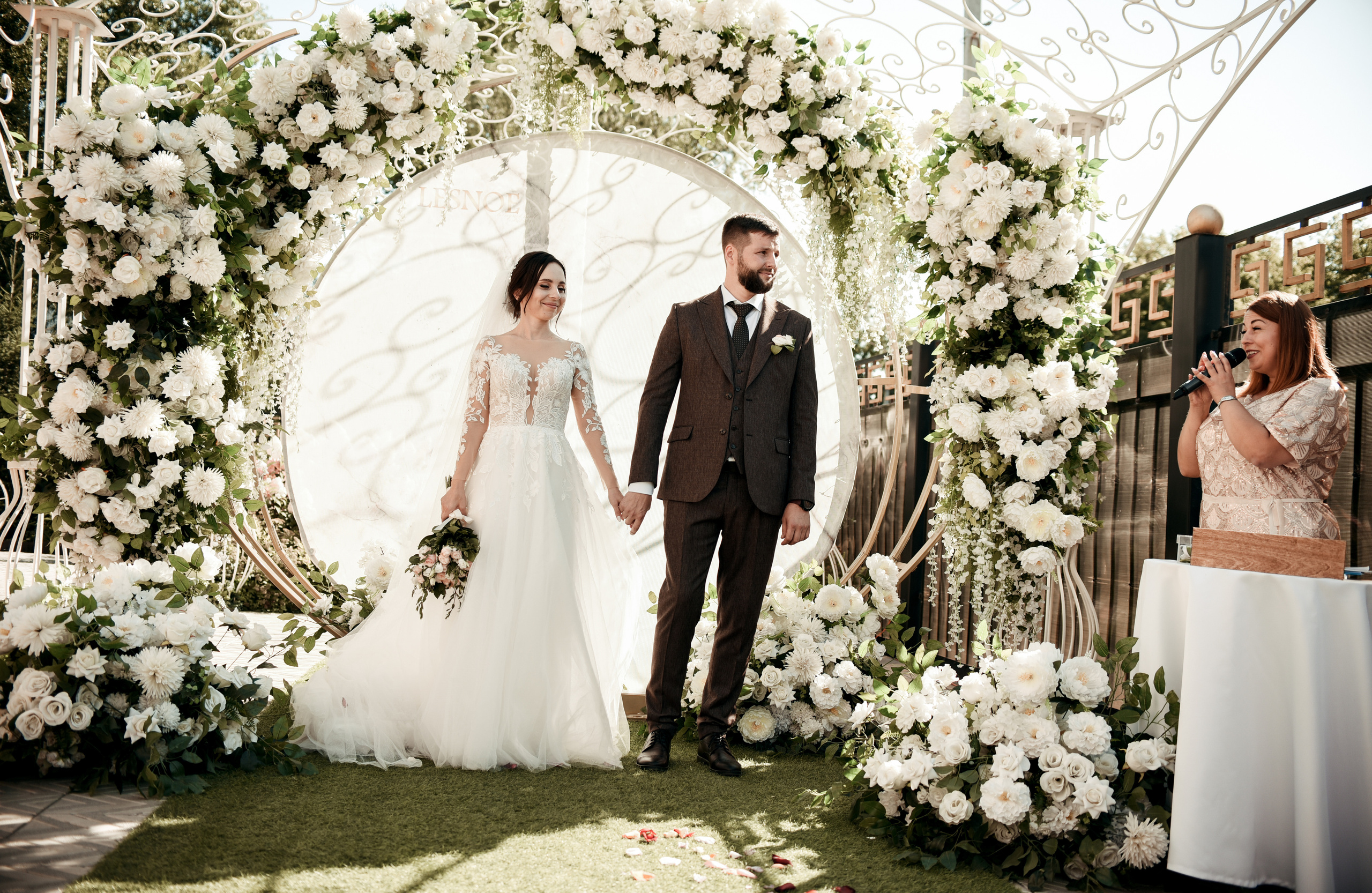 Свадебный день Ильи и Насти. Свадебный, семейный, детский, контент фотограф в Омске Максим Ильин