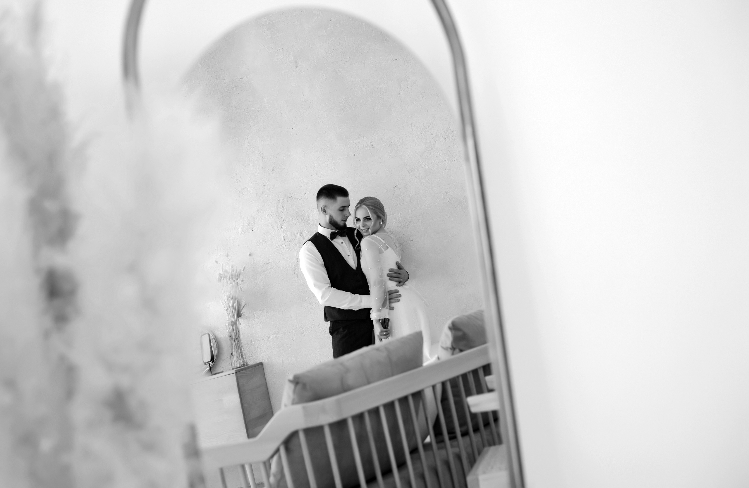 Небольшая чб серия со свадьбы Алесея и Полины. Свадебный, семейный, детский, контент фотограф в Омске Максим Ильин