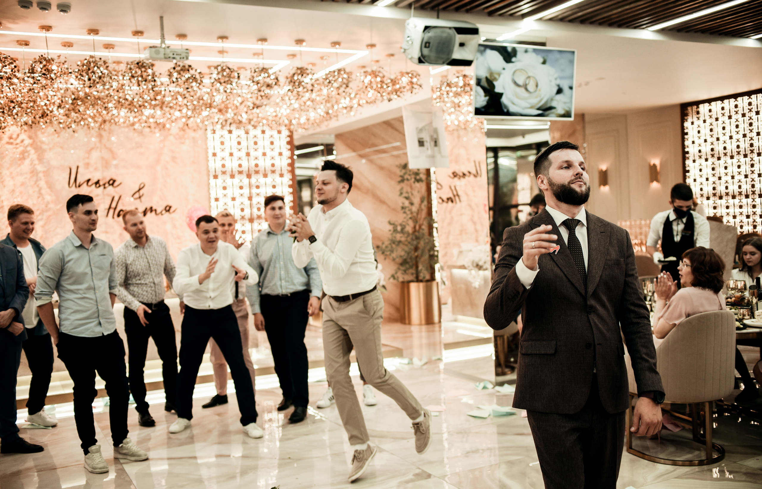 Свадебный день Ильи и Насти. Свадебный, семейный, детский, контент фотограф в Омске Максим Ильин