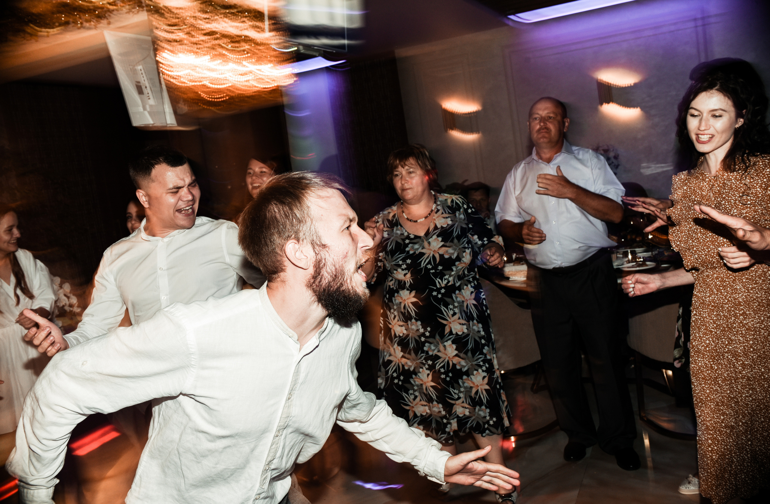 Свадебный день Ильи и Насти. Свадебный, семейный, детский, контент фотограф в Омске Максим Ильин