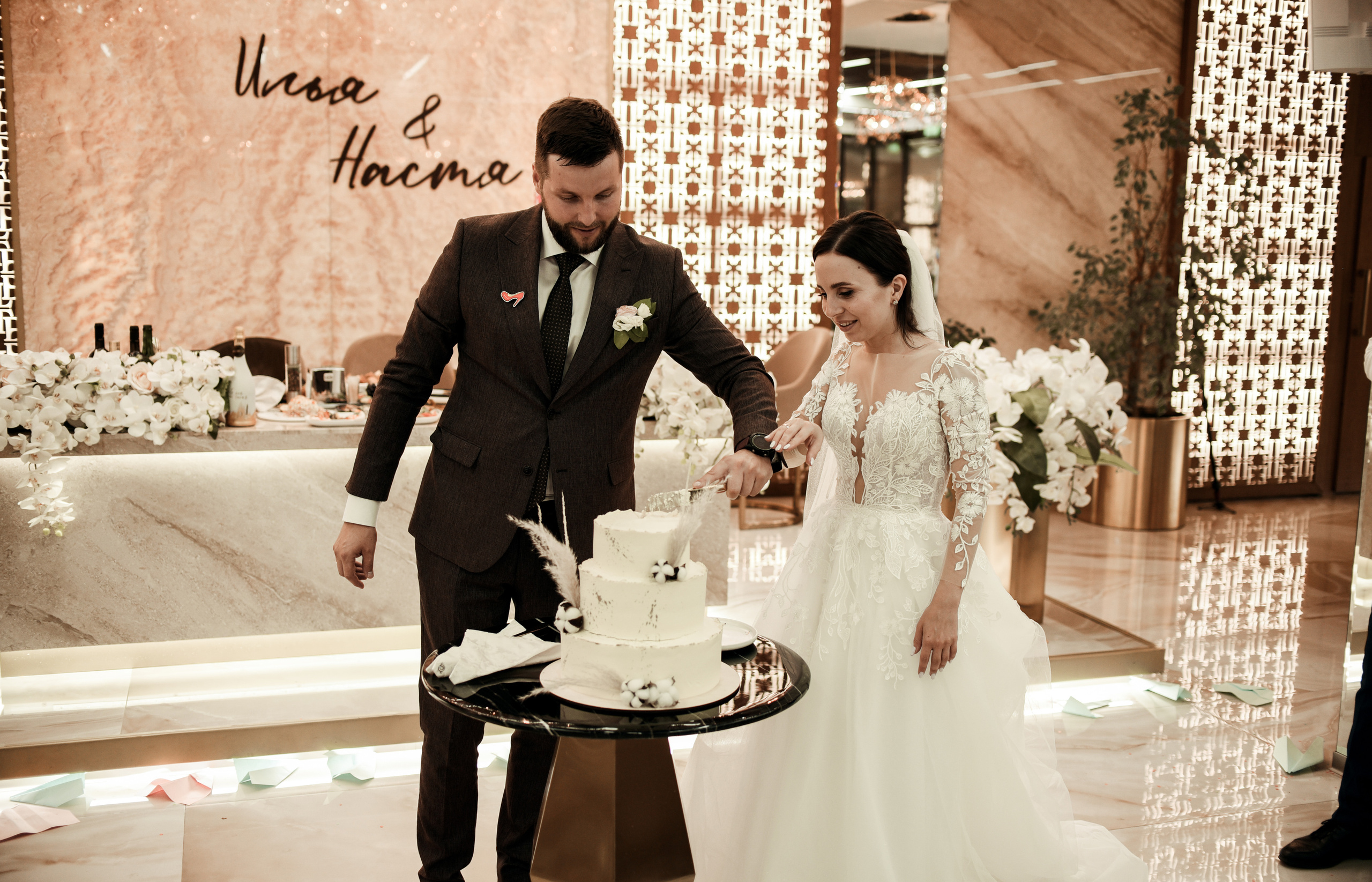 Свадебный день Ильи и Насти. Свадебный, семейный, детский, контент фотограф в Омске Максим Ильин