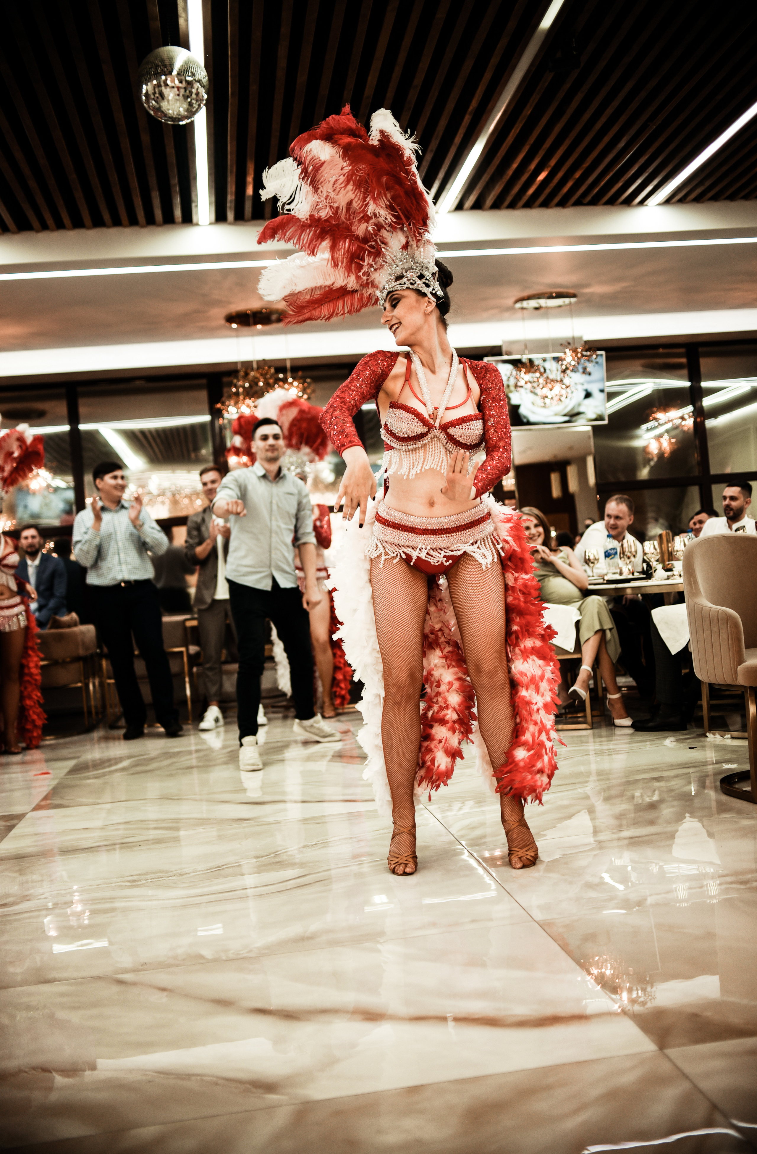 Свадебный день Ильи и Насти. Свадебный, семейный, детский, контент фотограф в Омске Максим Ильин