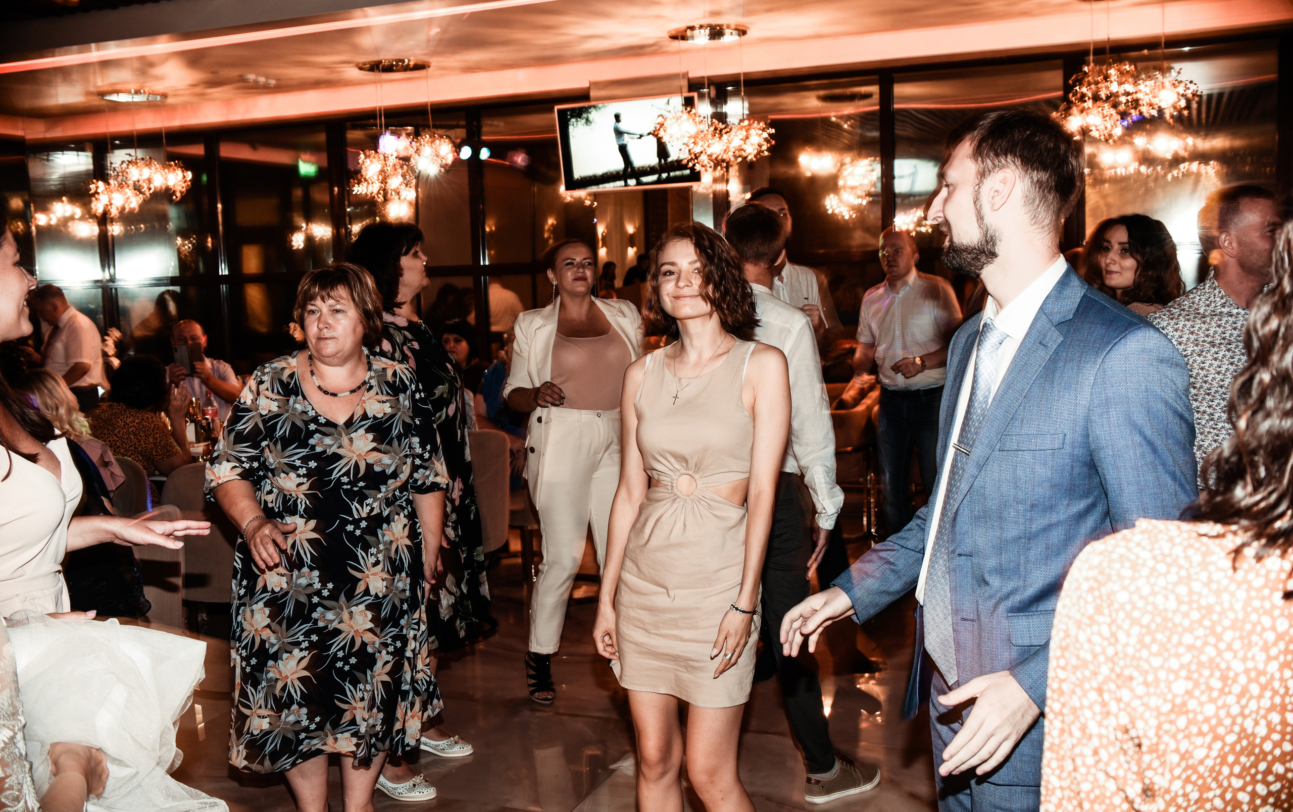 Свадебный день Ильи и Насти. Свадебный, семейный, детский, контент фотограф в Омске Максим Ильин