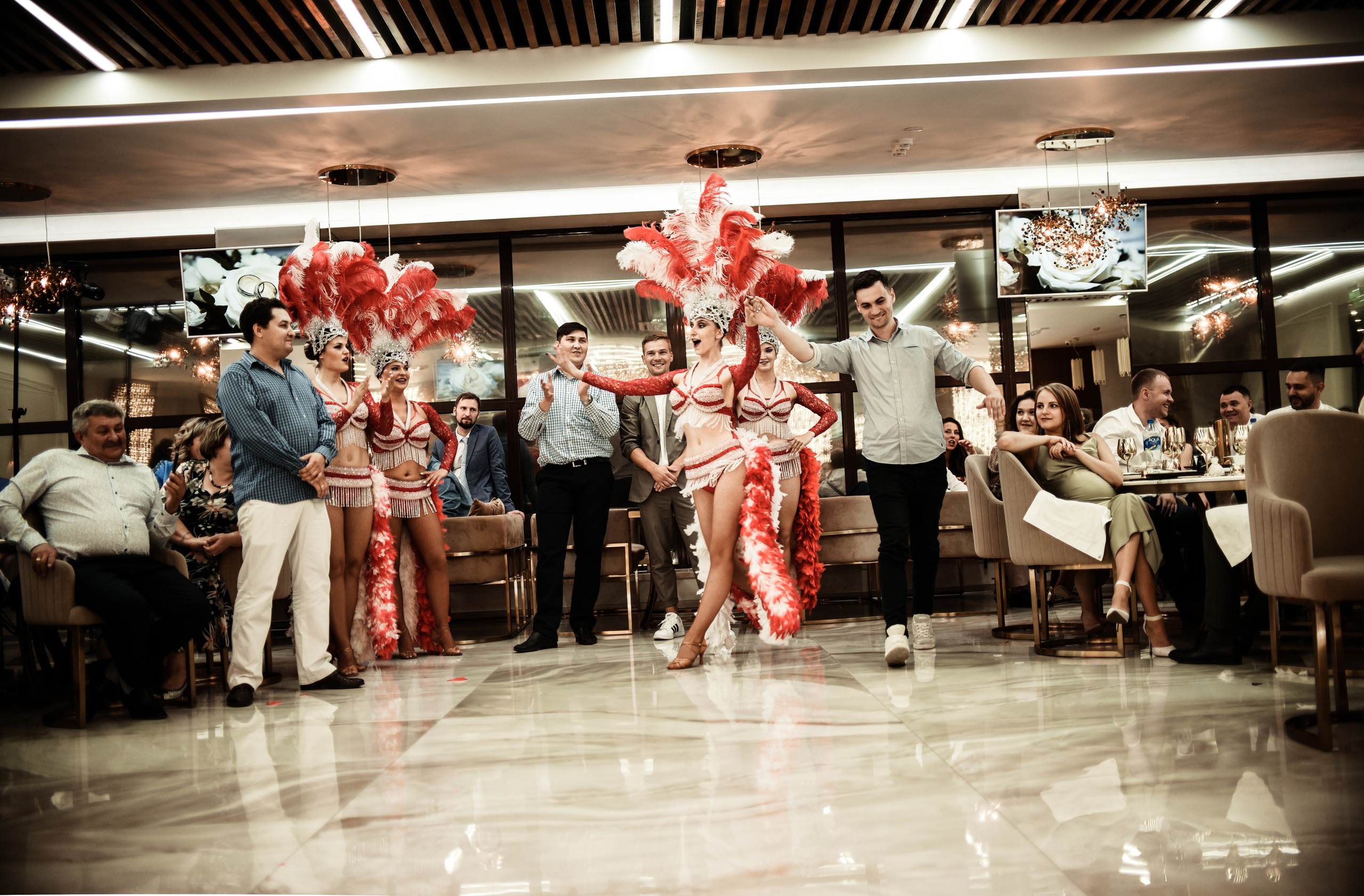 Свадебный день Ильи и Насти. Свадебный, семейный, детский, контент фотограф в Омске Максим Ильин