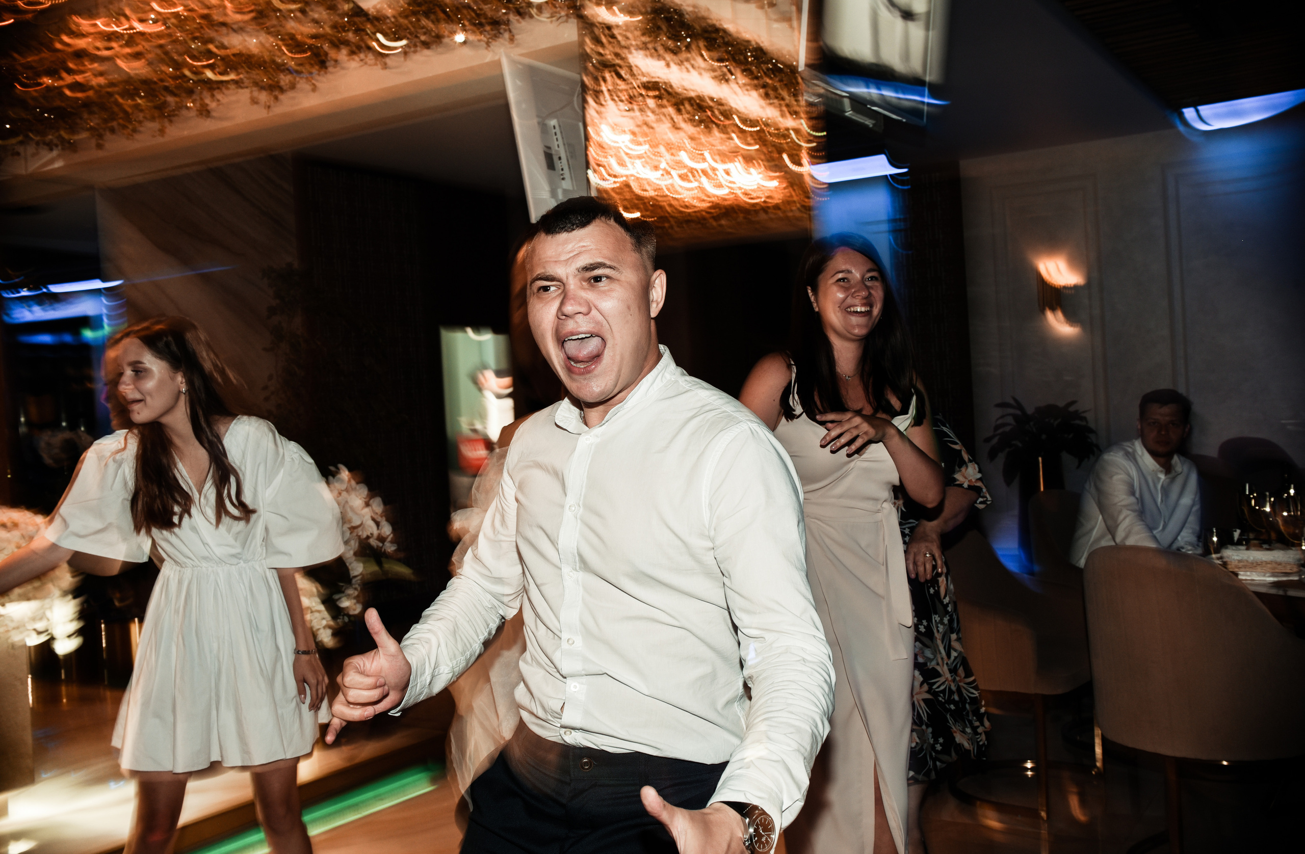 Свадебный день Ильи и Насти. Свадебный, семейный, детский, контент фотограф в Омске Максим Ильин