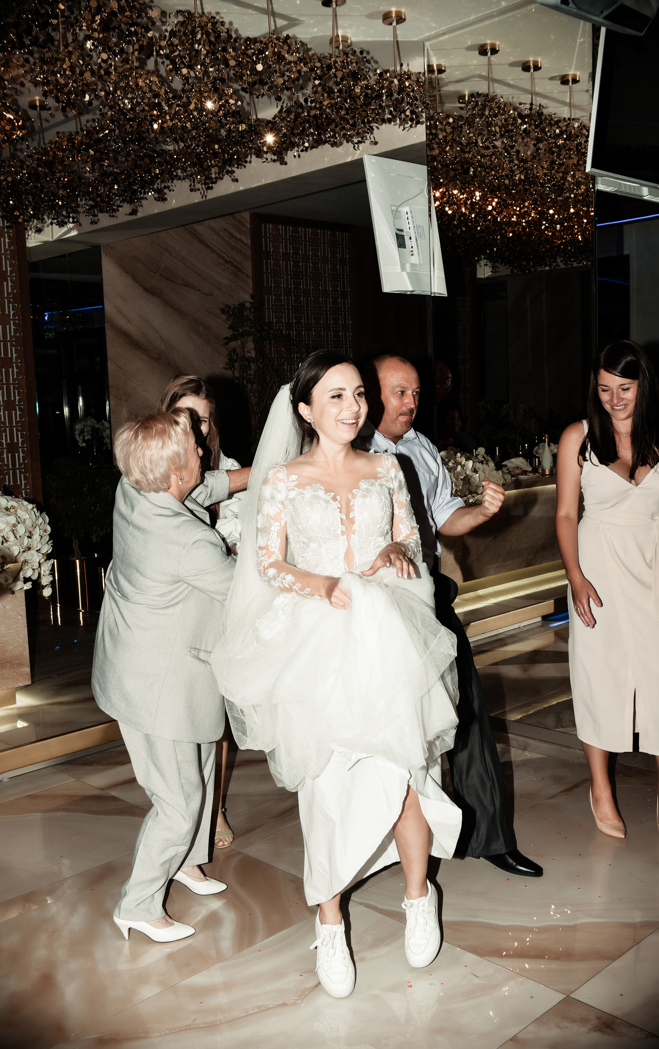 Свадебный день Ильи и Насти. Свадебный, семейный, детский, контент фотограф в Омске Максим Ильин