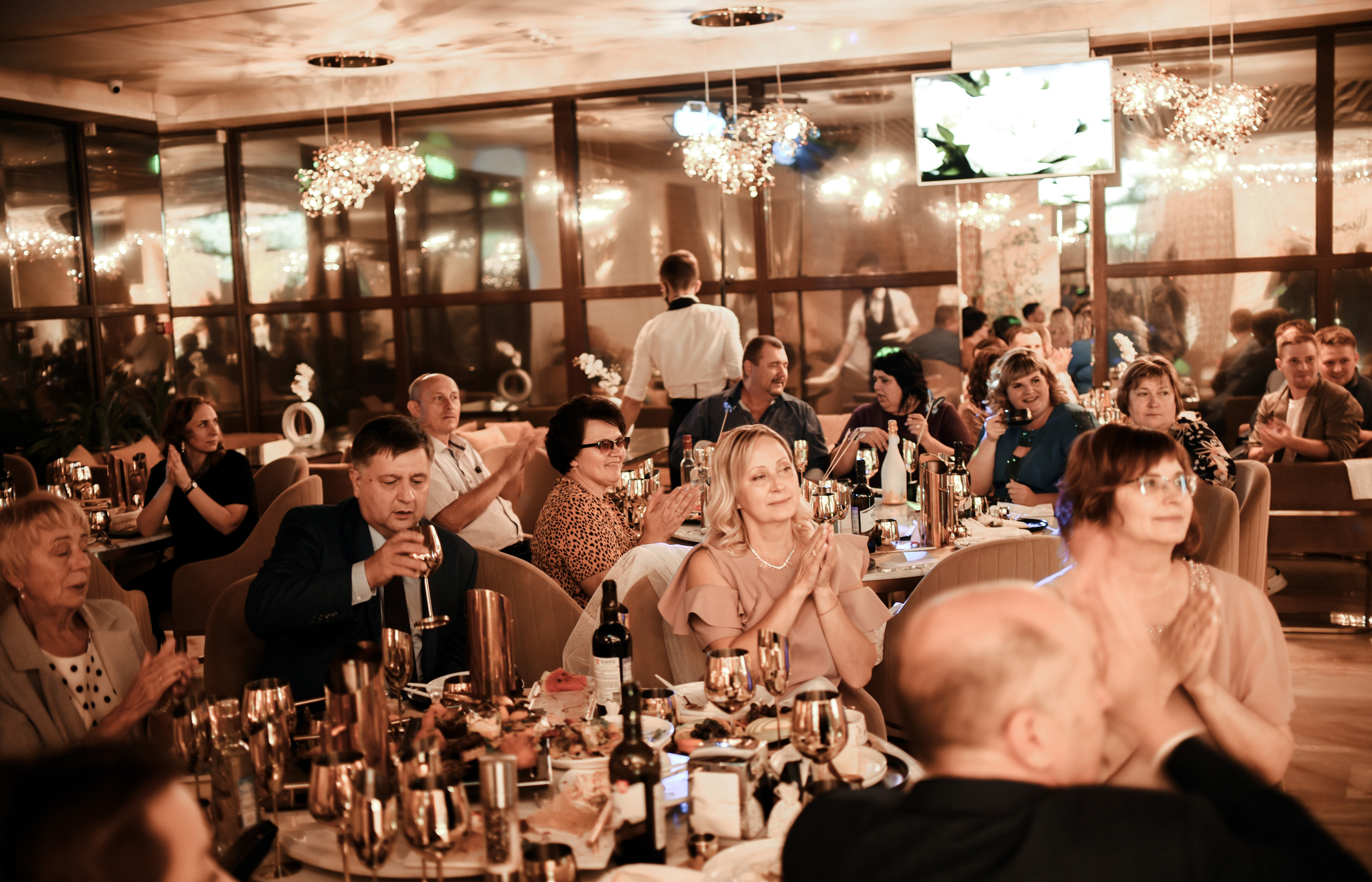 Свадебный день Ильи и Насти. Свадебный, семейный, детский, контент фотограф в Омске Максим Ильин