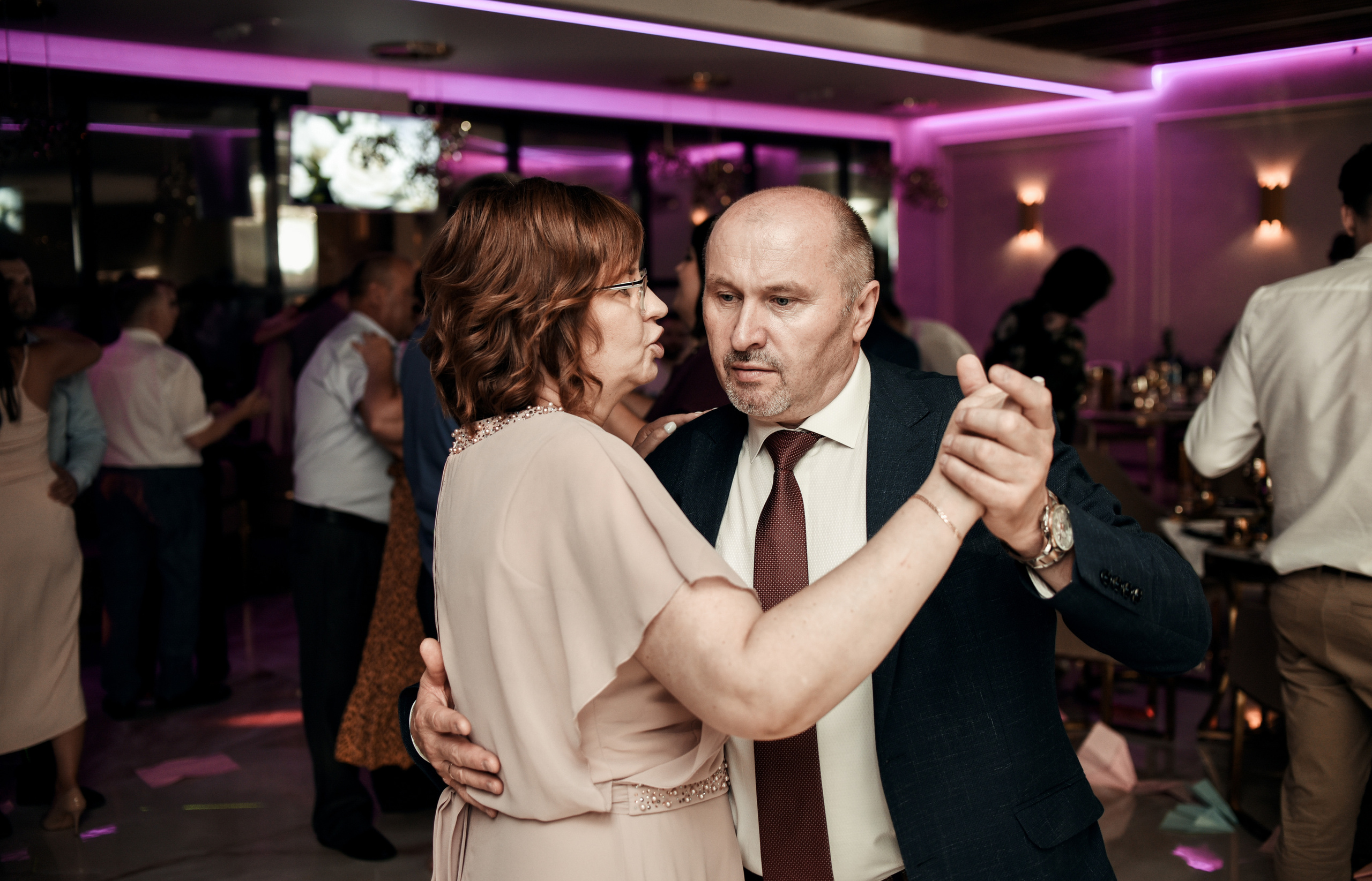 Свадебный день Ильи и Насти. Свадебный, семейный, детский, контент фотограф в Омске Максим Ильин