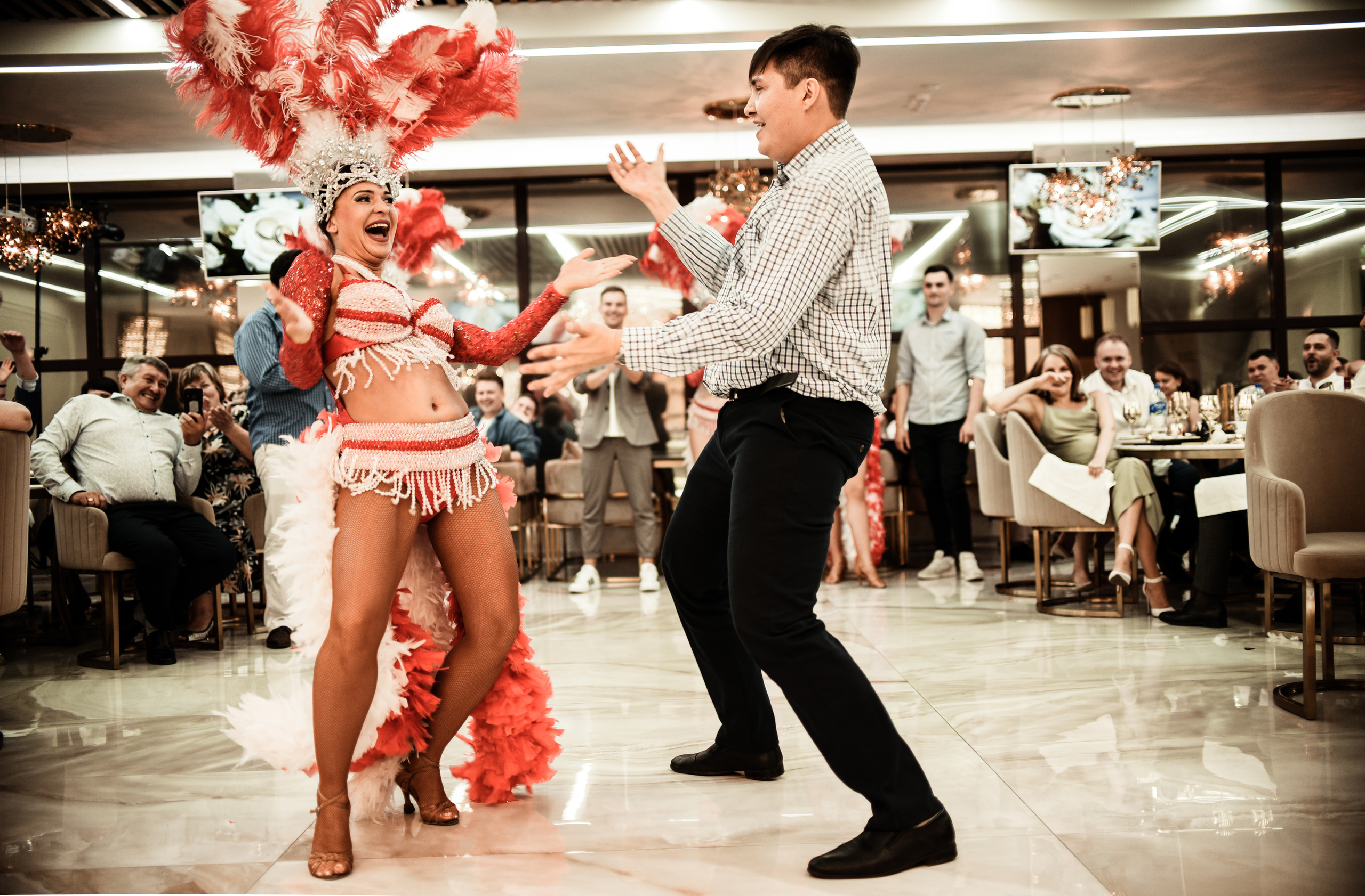 Свадебный день Ильи и Насти. Свадебный, семейный, детский, контент фотограф в Омске Максим Ильин