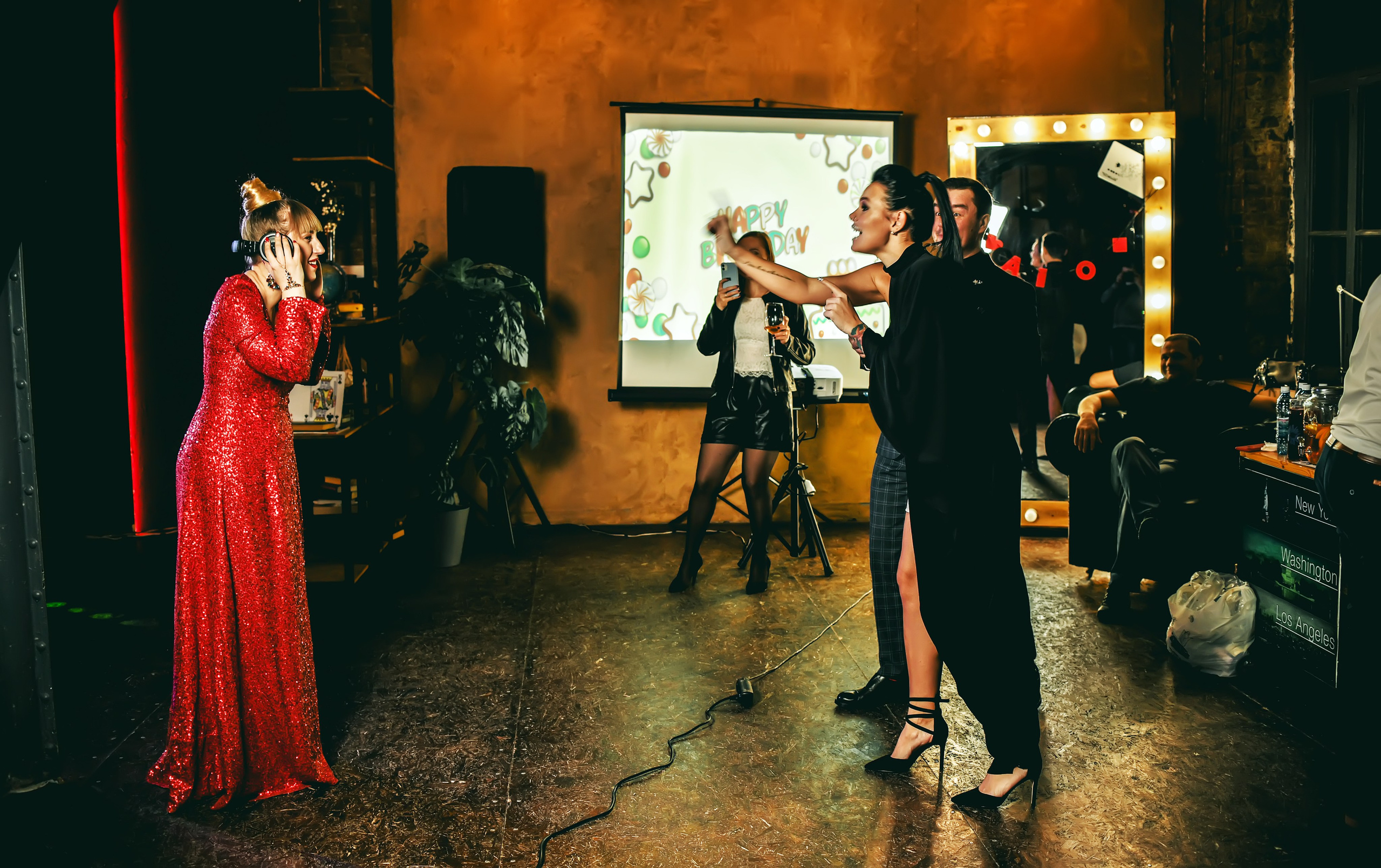 Тематическая вечеринка на юбилей 35 лет. Свадебный, семейный, детский, контент фотограф в Омске Максим Ильин