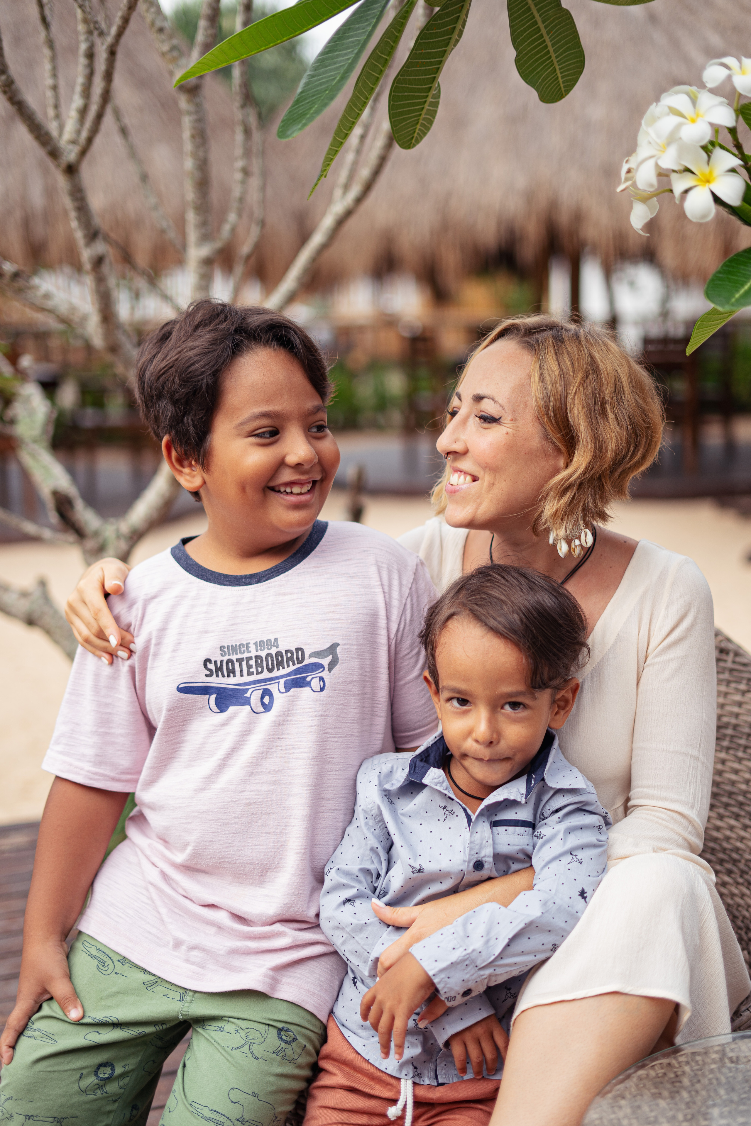 Vika Planetter & Family