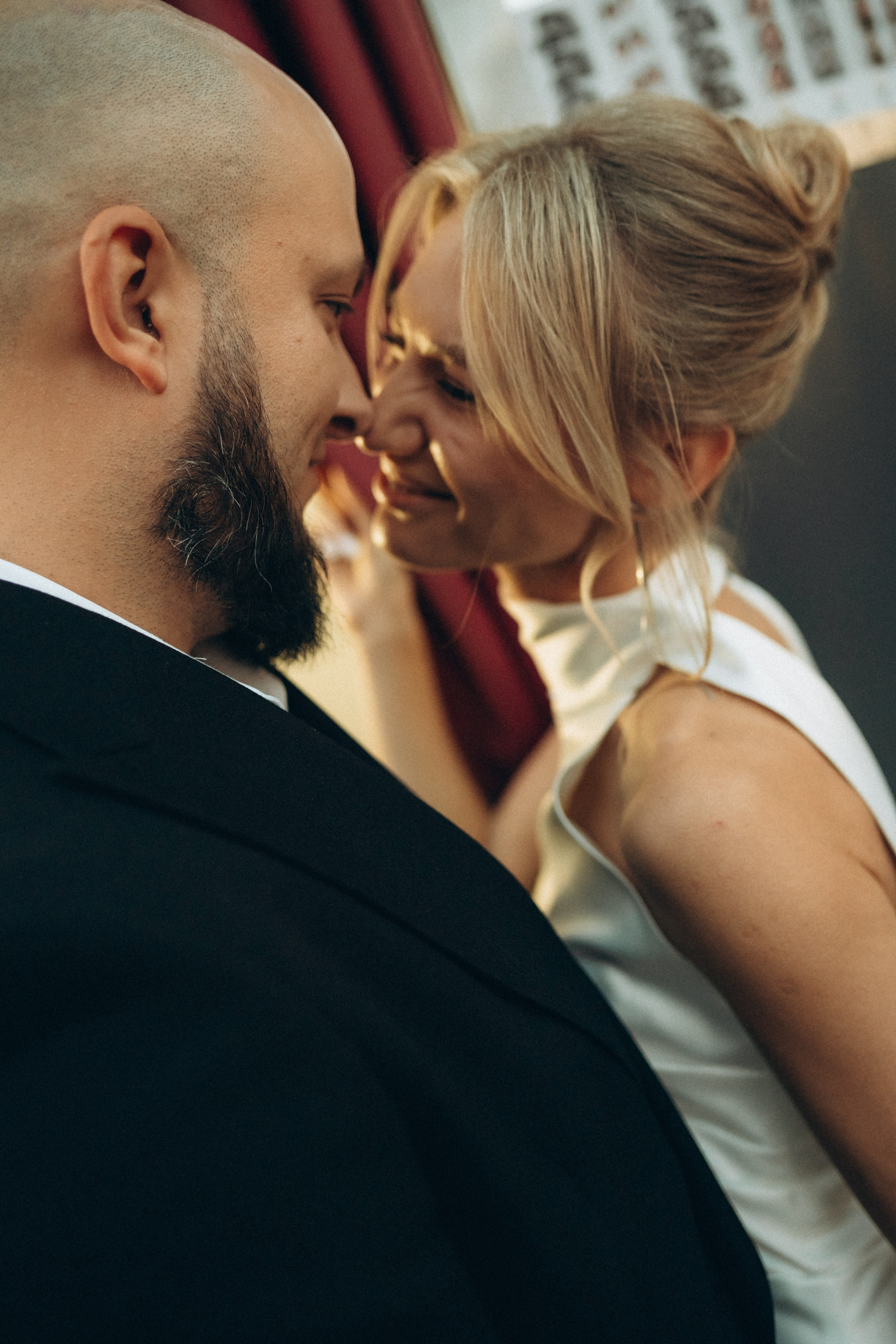 Александр и Екатерина Питер. Свадебный фотограф в Новосибирска