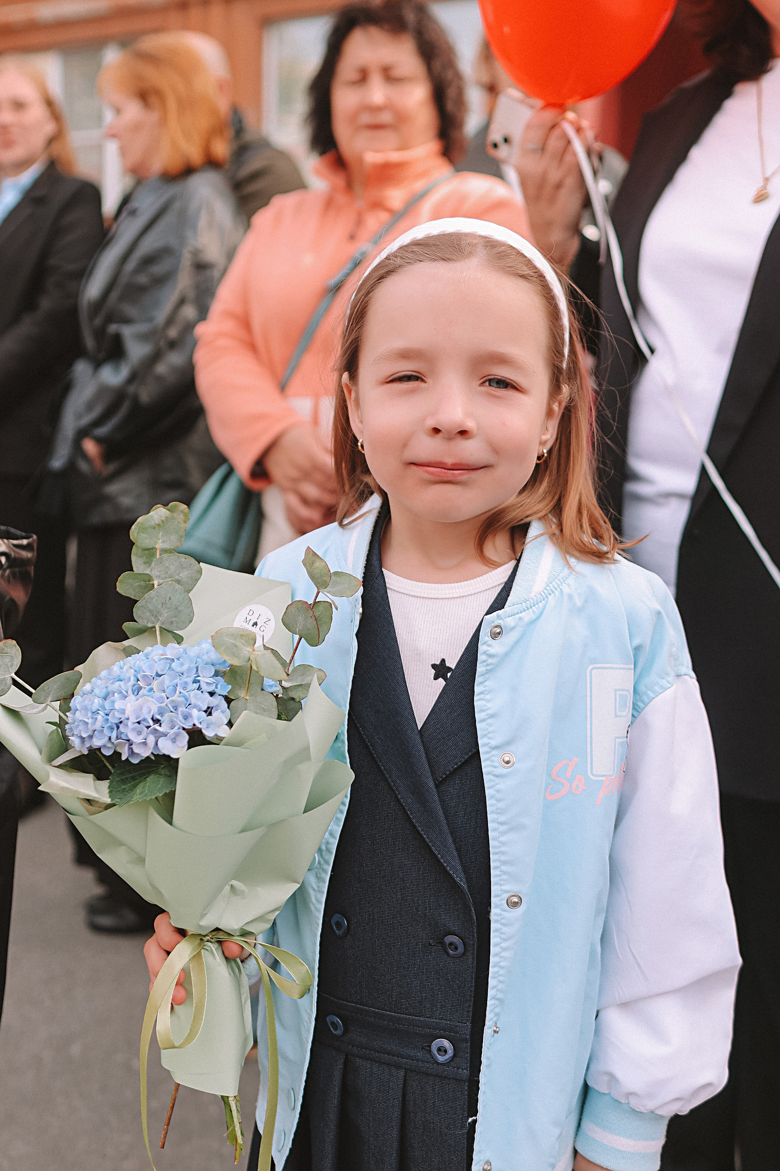 1 сентября линейка+кл час+портреты. Семейный фотограф Тюмень, фотограф на роды Салмина Мария